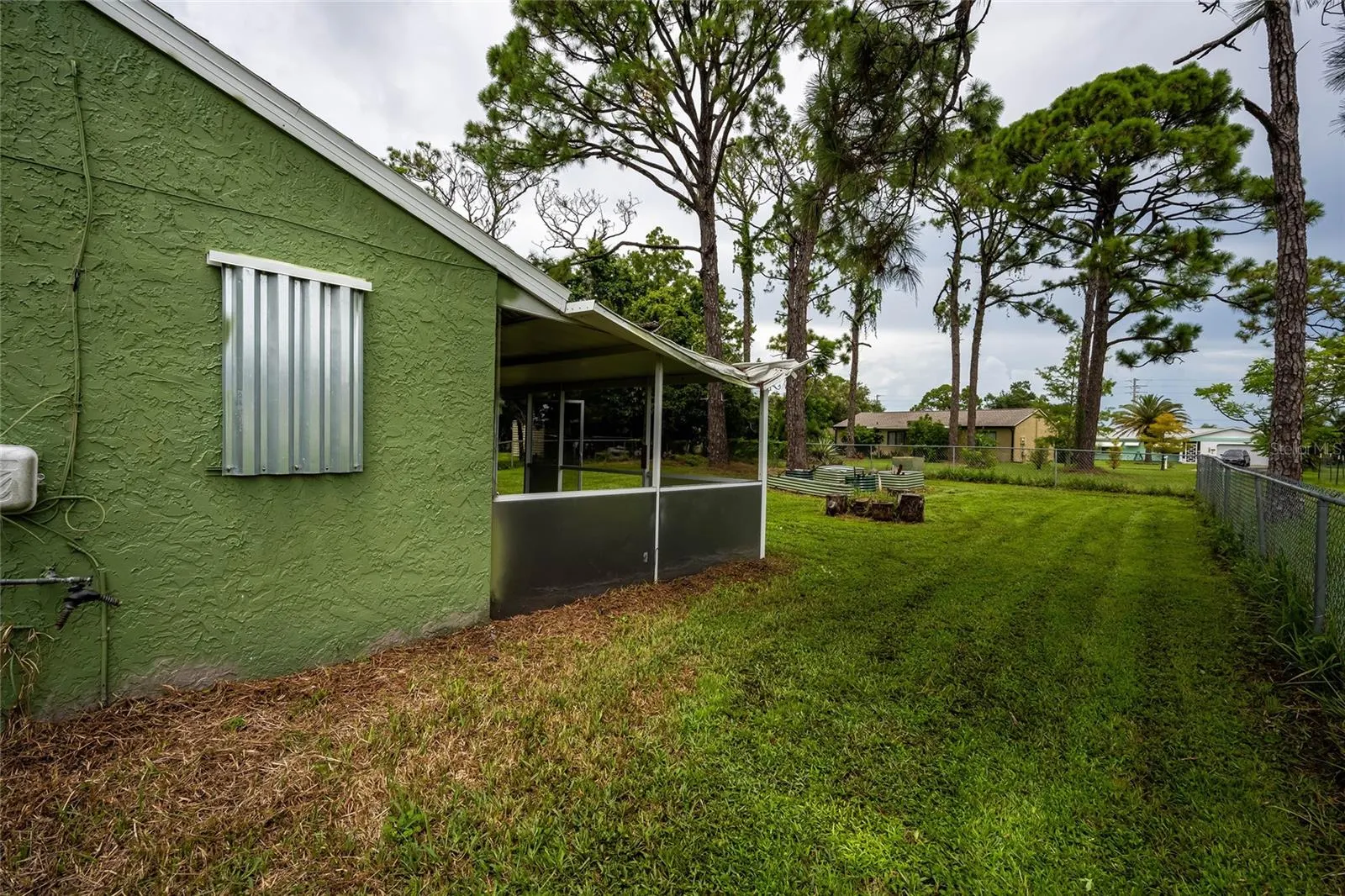 6424 ELMWOOD RD
