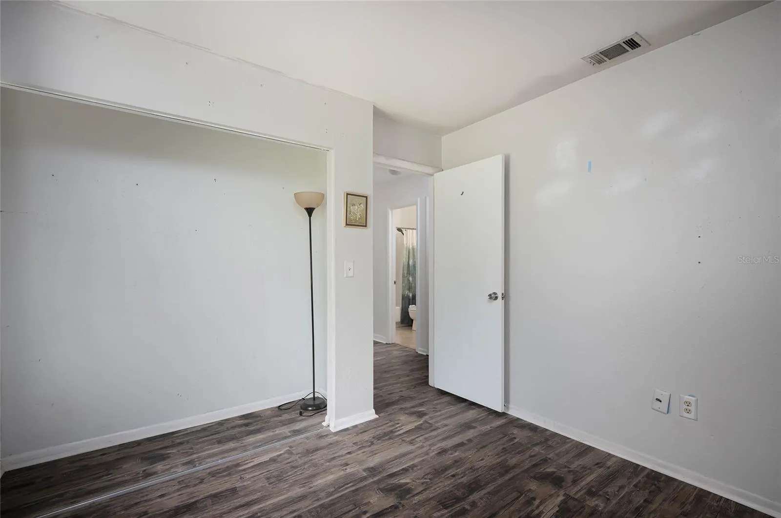 6424 ELMWOOD RD