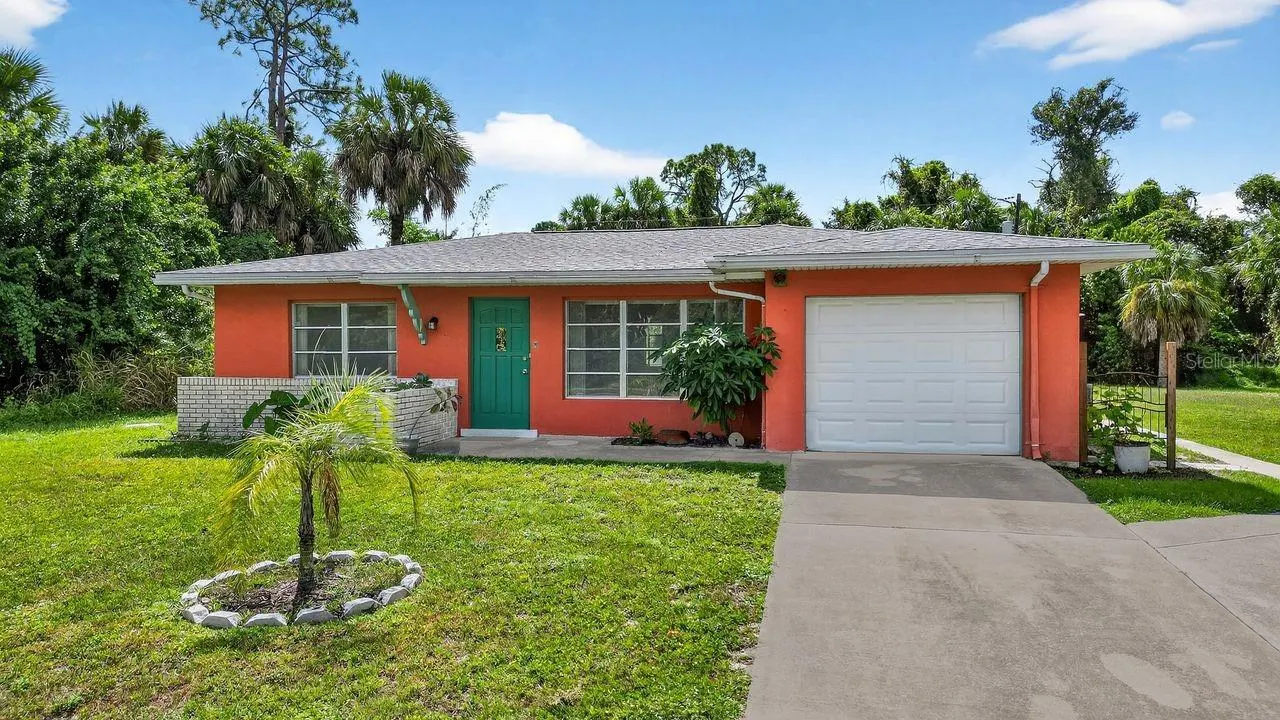 18033 COCHRAN BLVD