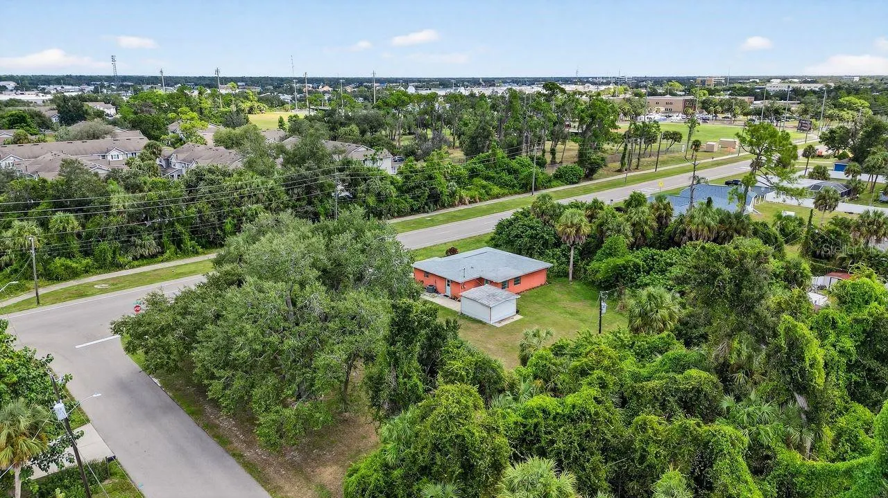 18033 COCHRAN BLVD