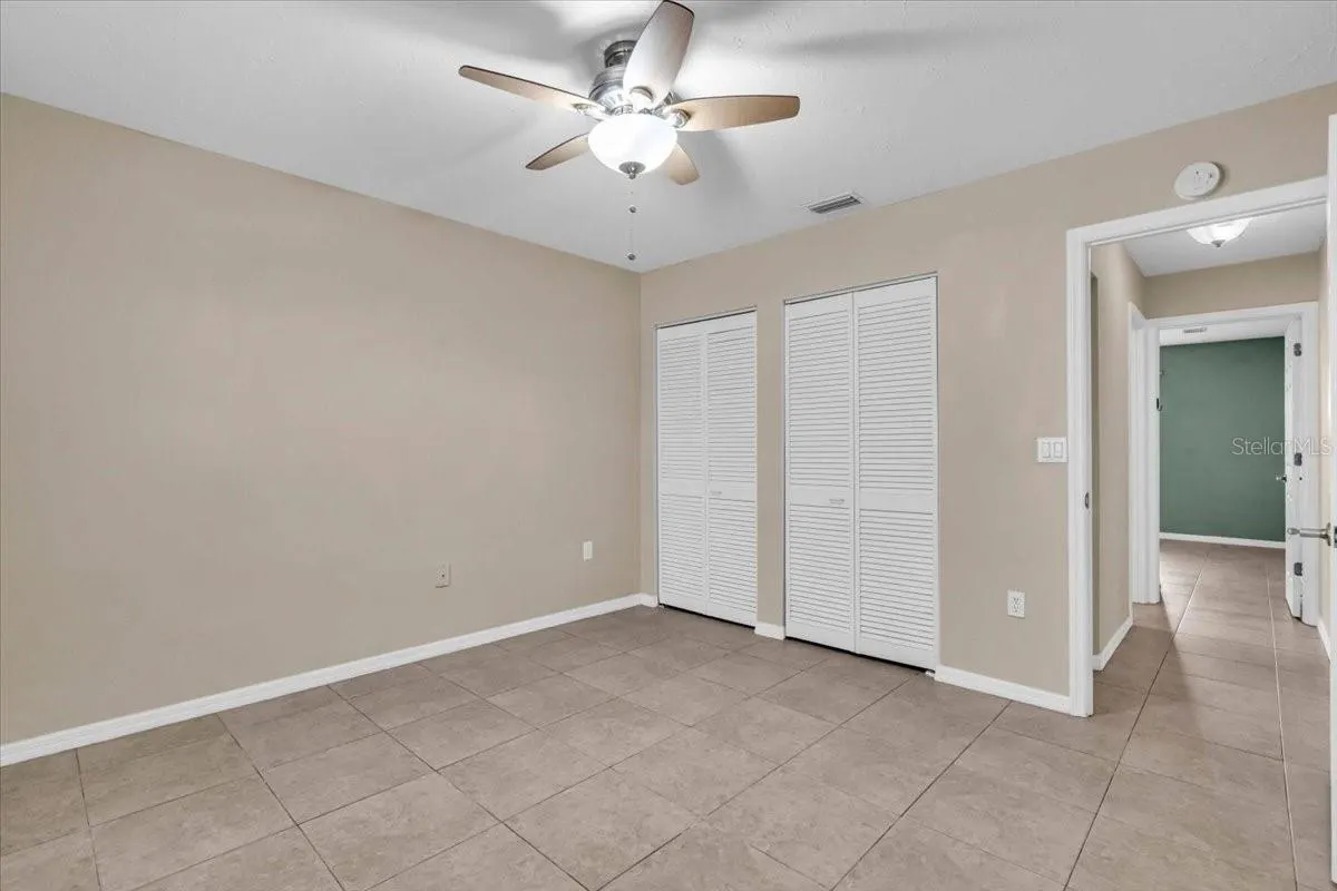 1422 QUAIL LAKE DR