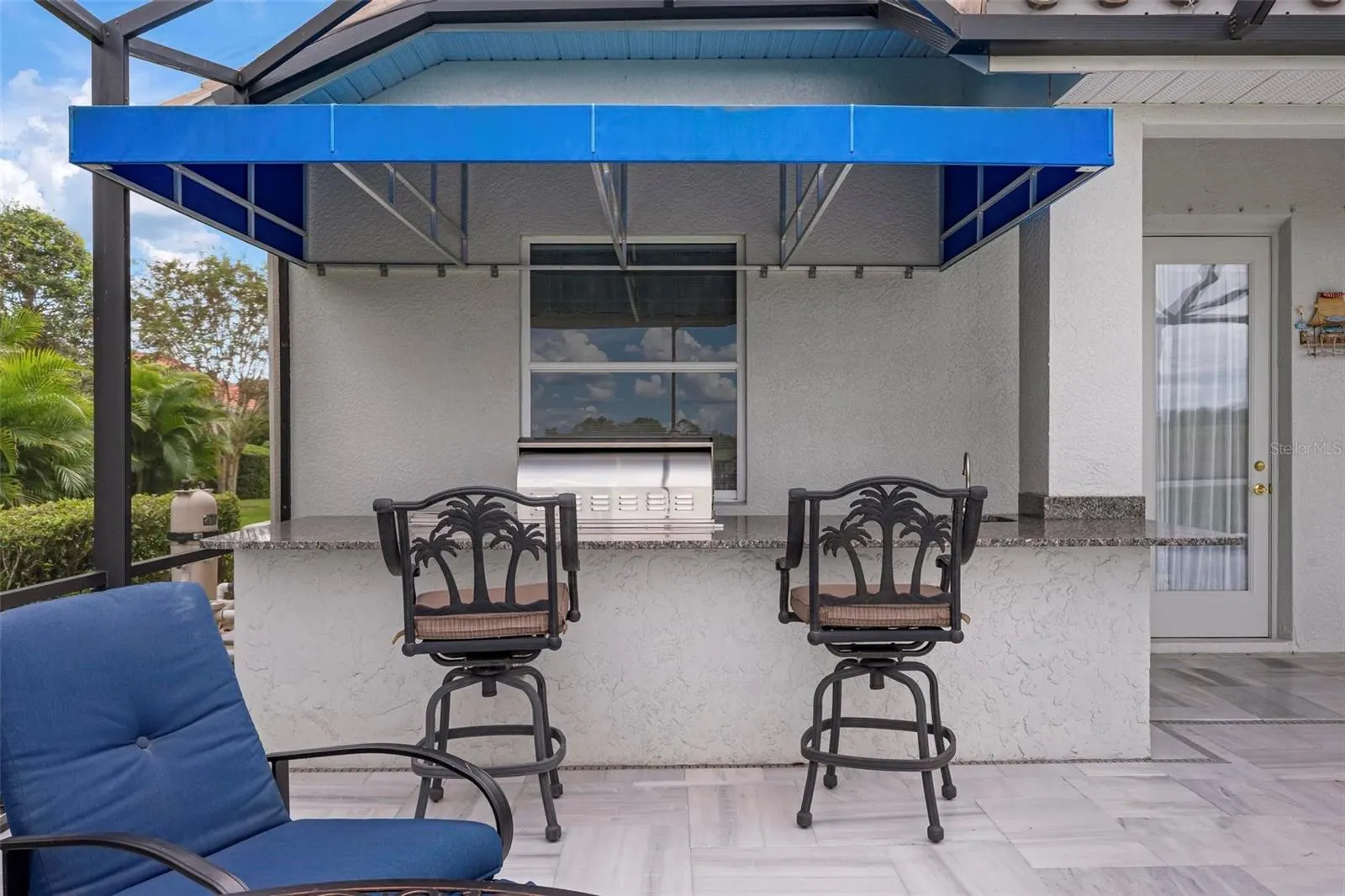 225 PESARO DR