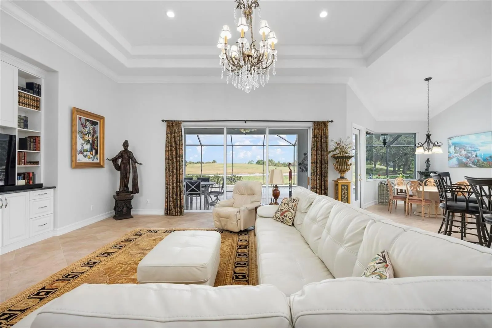 225 PESARO DR