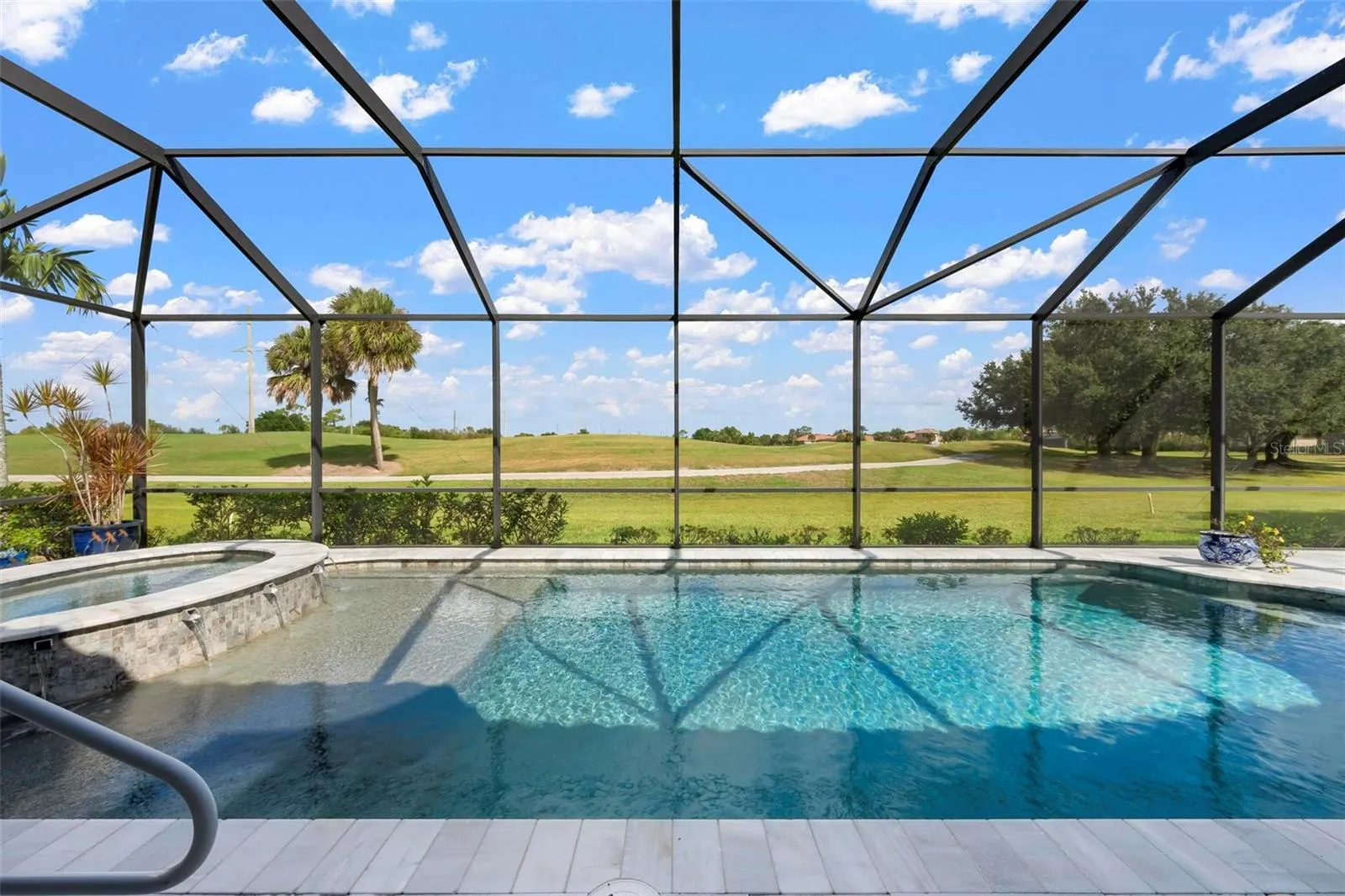 225 PESARO DR