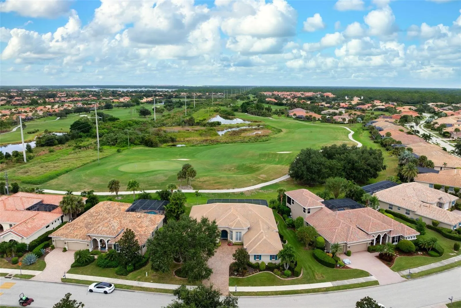 225 PESARO DR