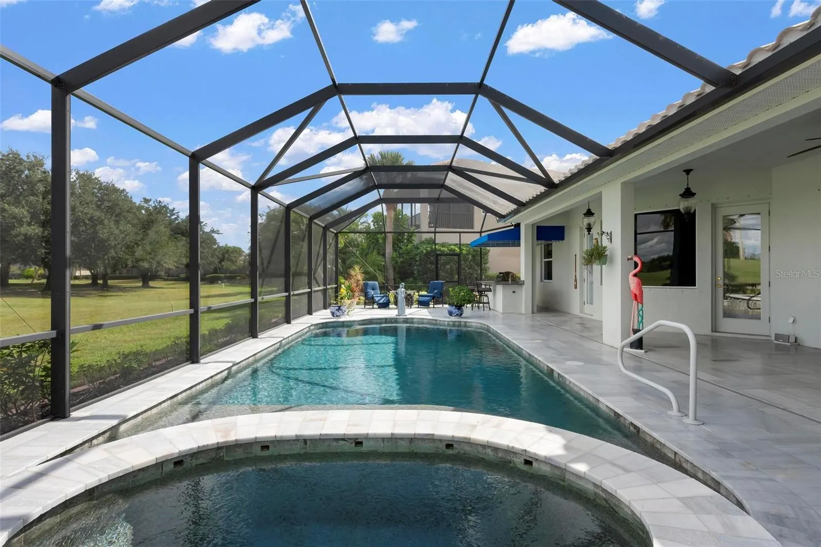 225 PESARO DR