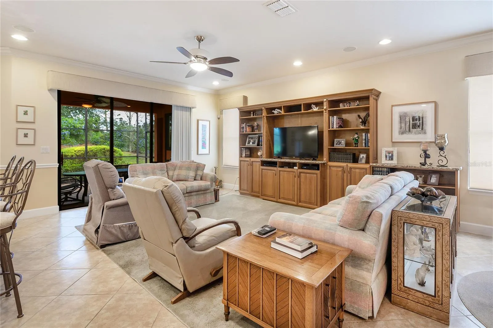 20611 PEZZANA DR