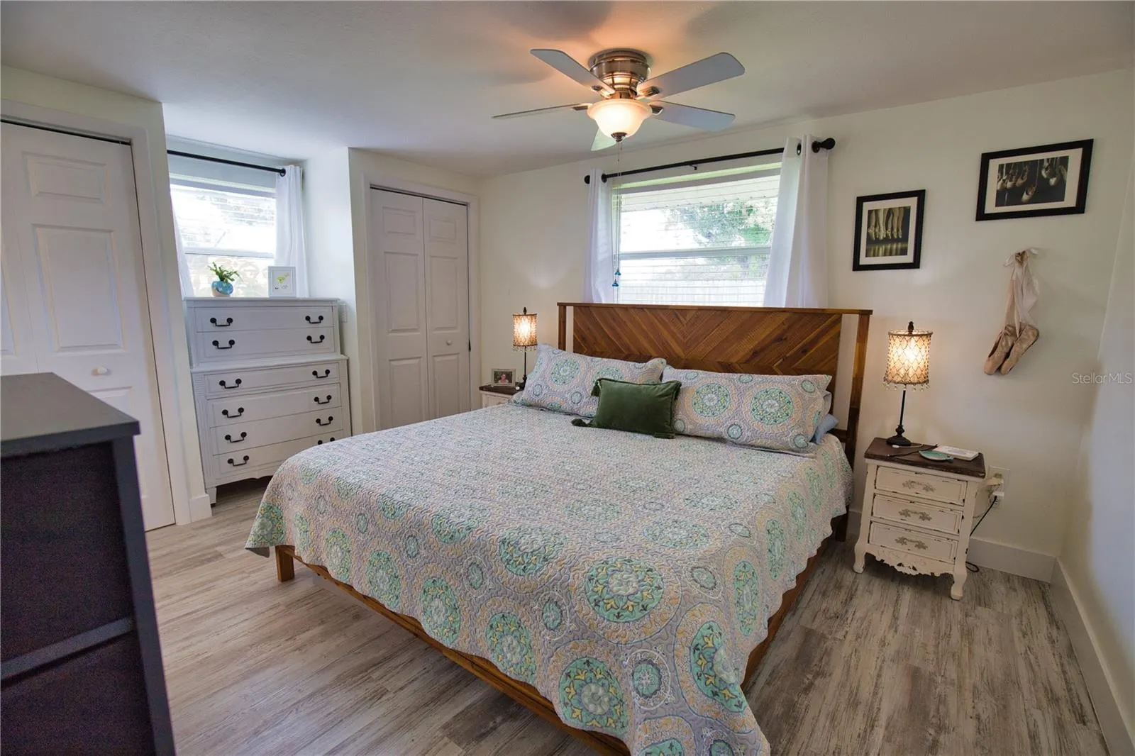 459 E BAFFIN DR