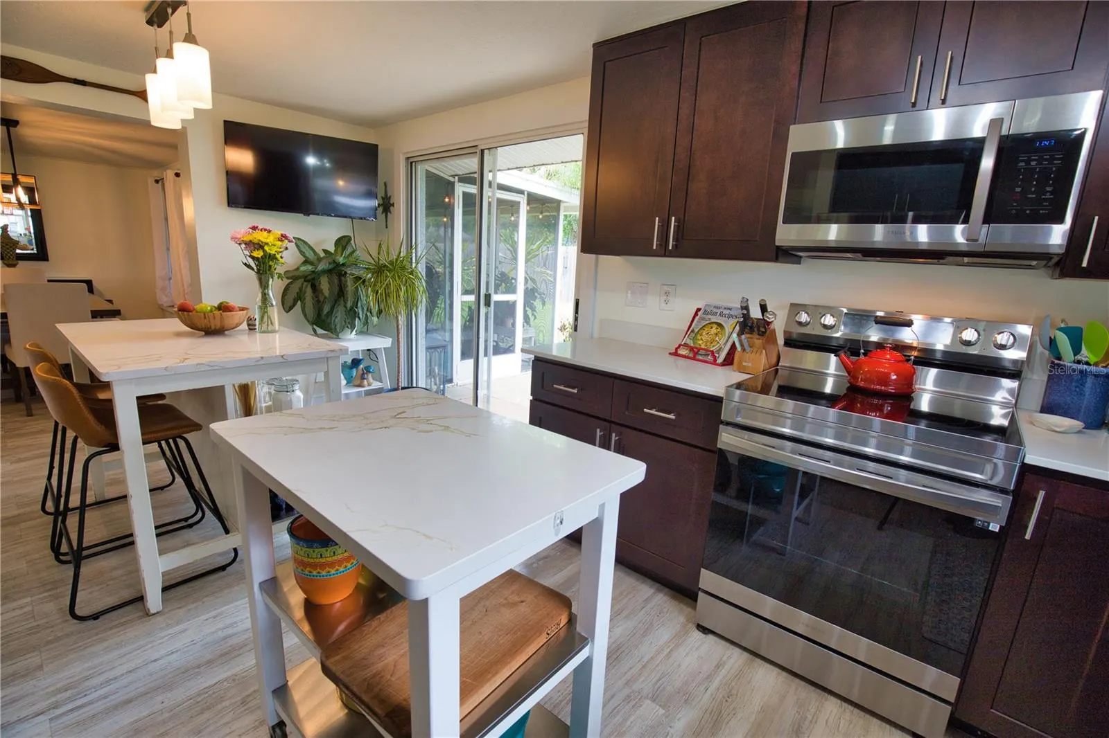 459 E BAFFIN DR