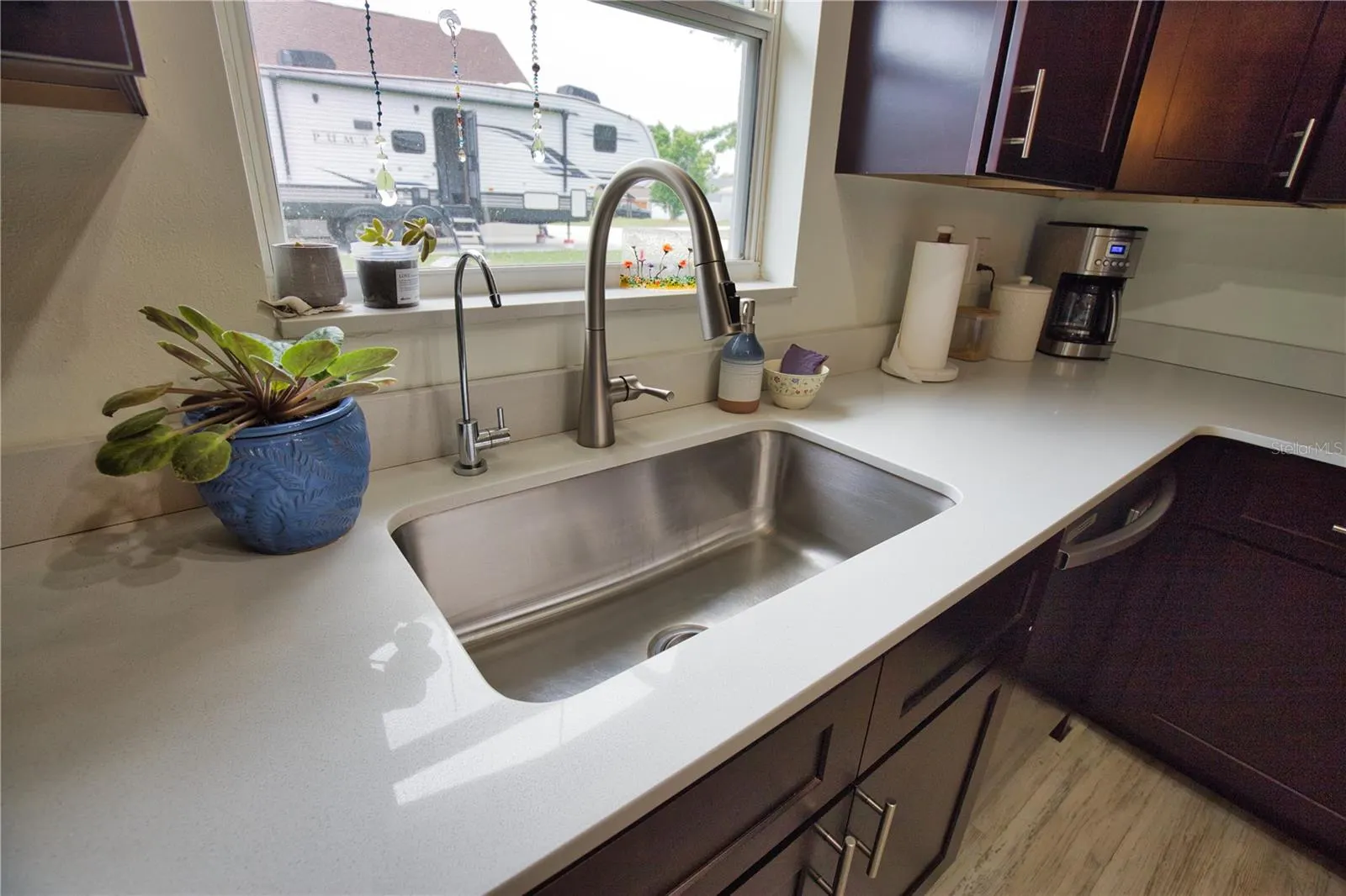 459 E BAFFIN DR