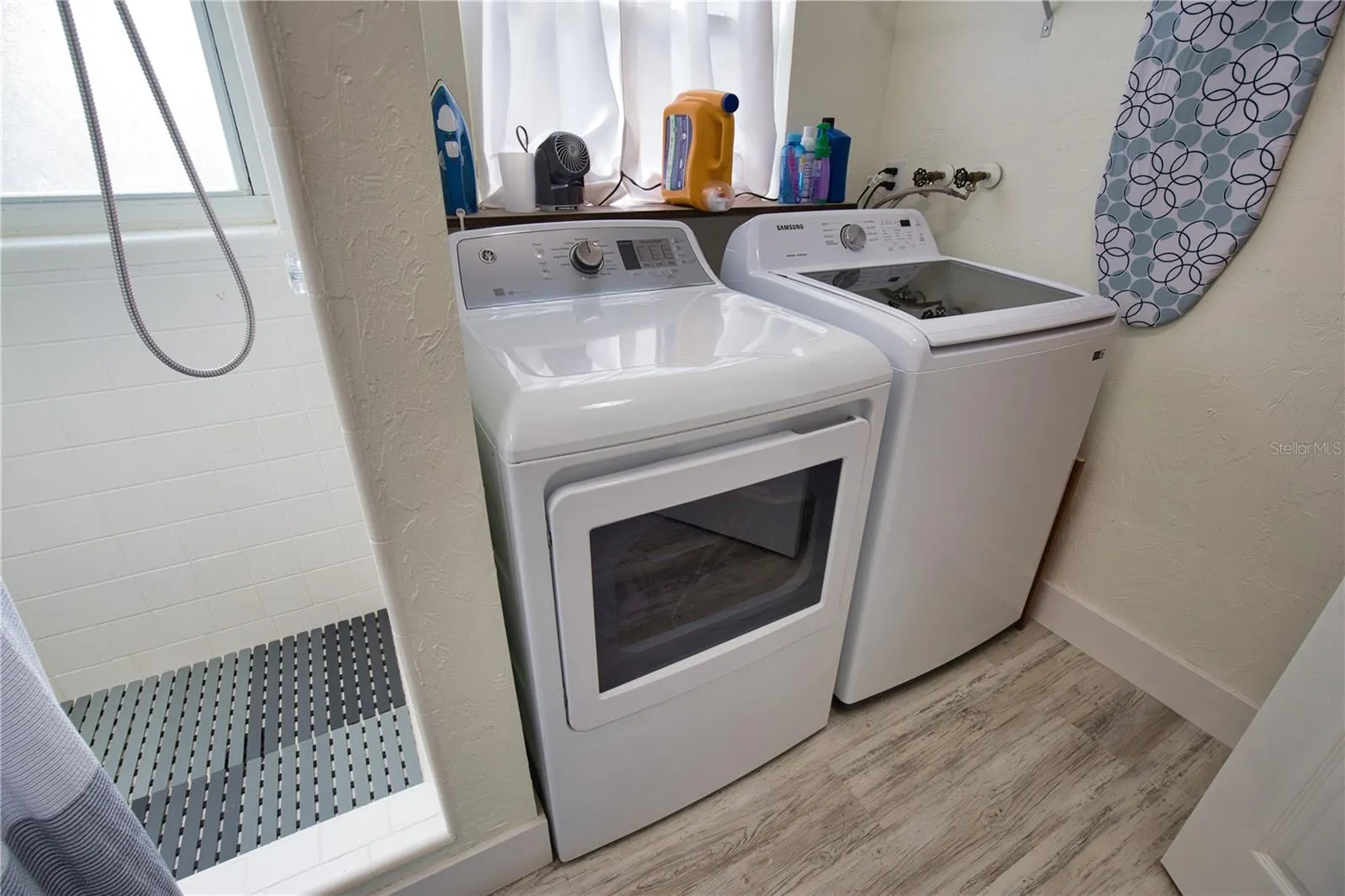 459 E BAFFIN DR