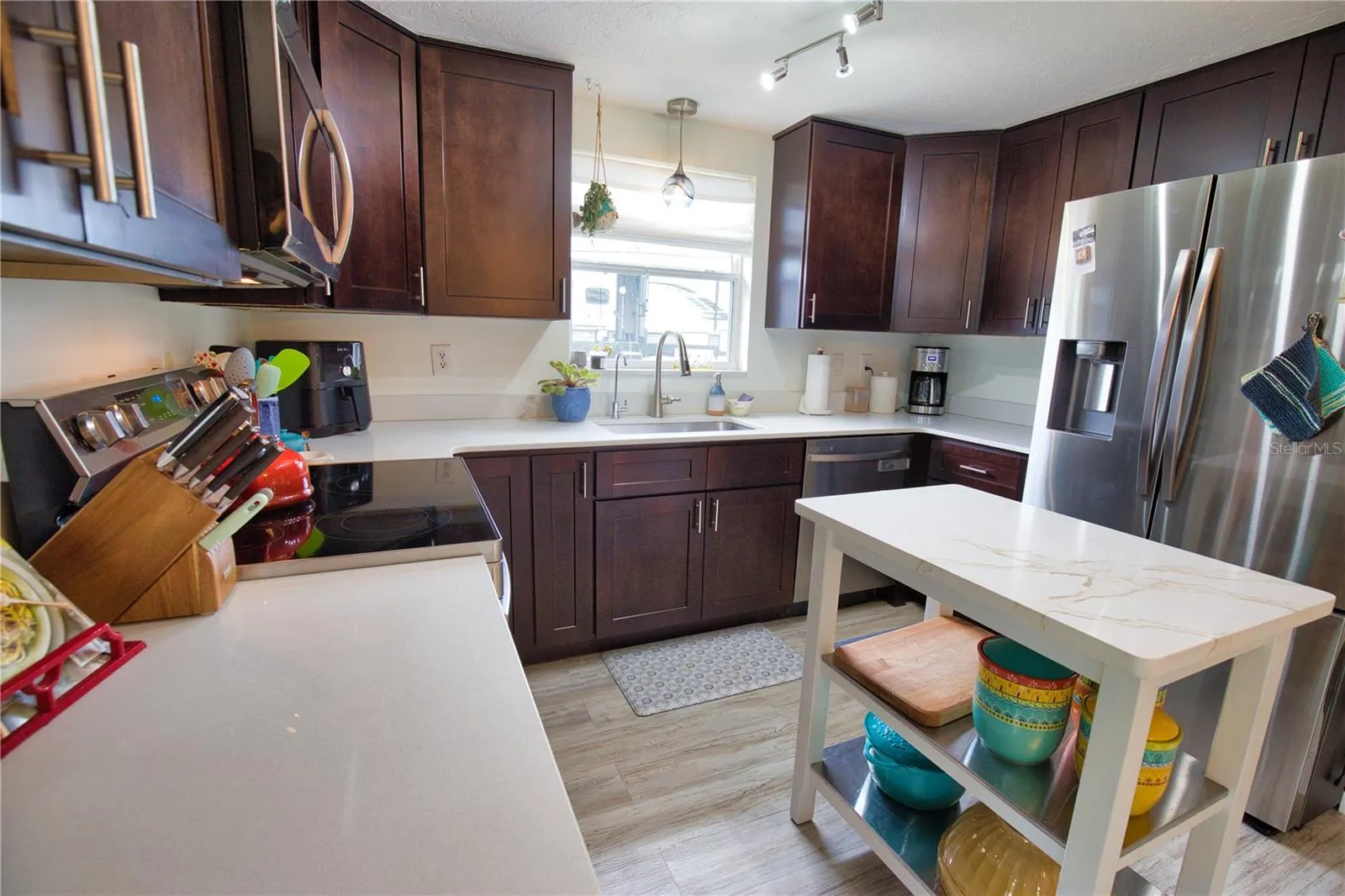 459 E BAFFIN DR