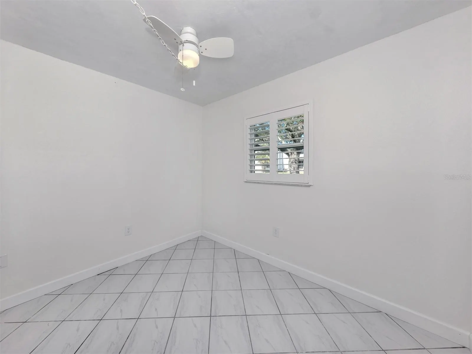 1001 INLET CIR #169, #169