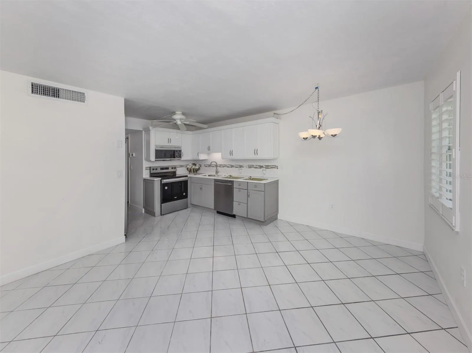 1001 INLET CIR #169, #169