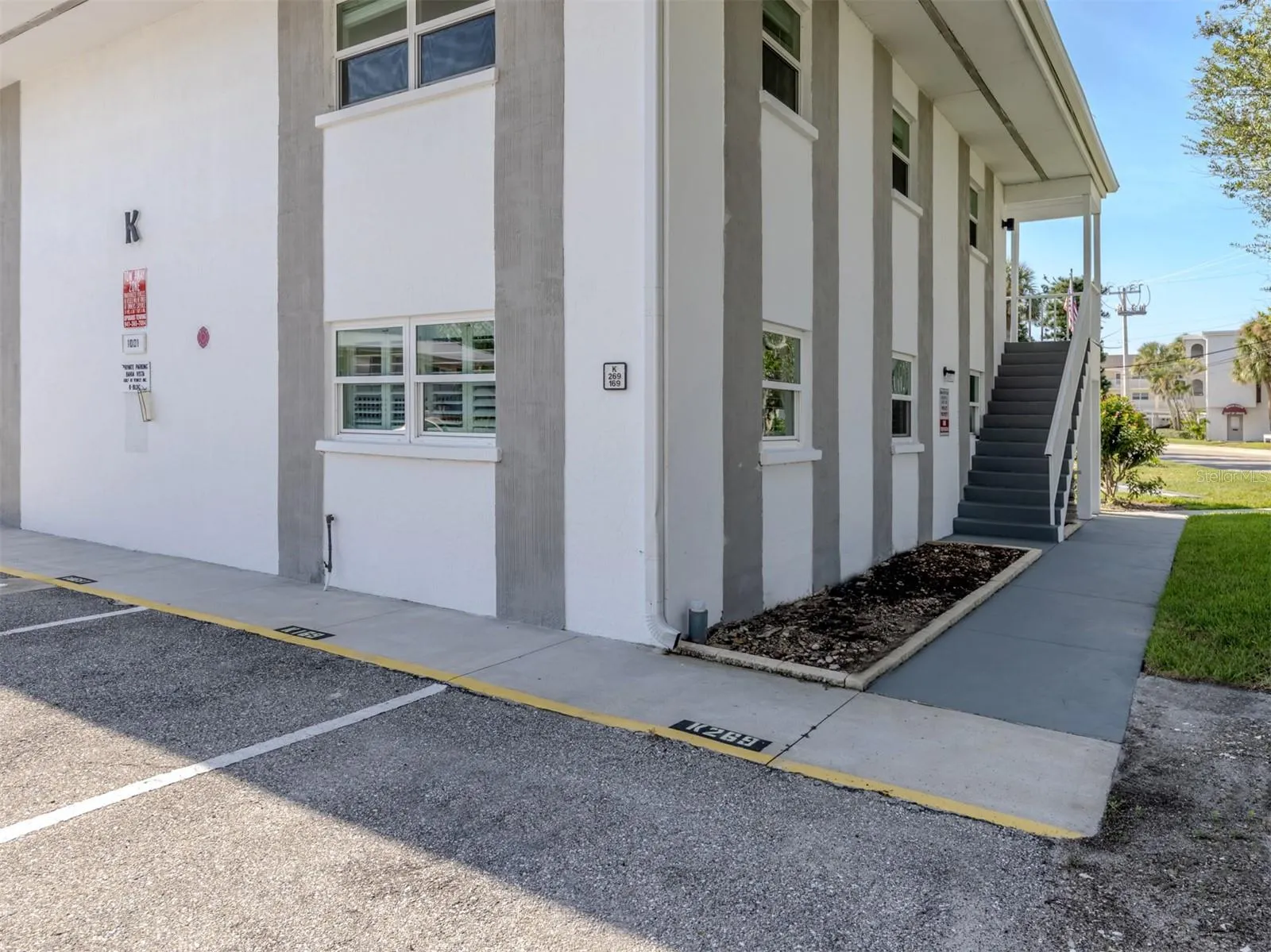 1001 INLET CIR #169, #169
