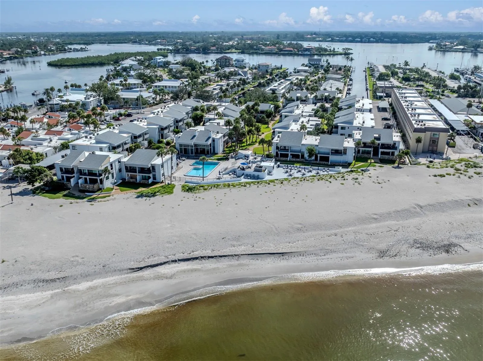 1001 INLET CIR #169, #169