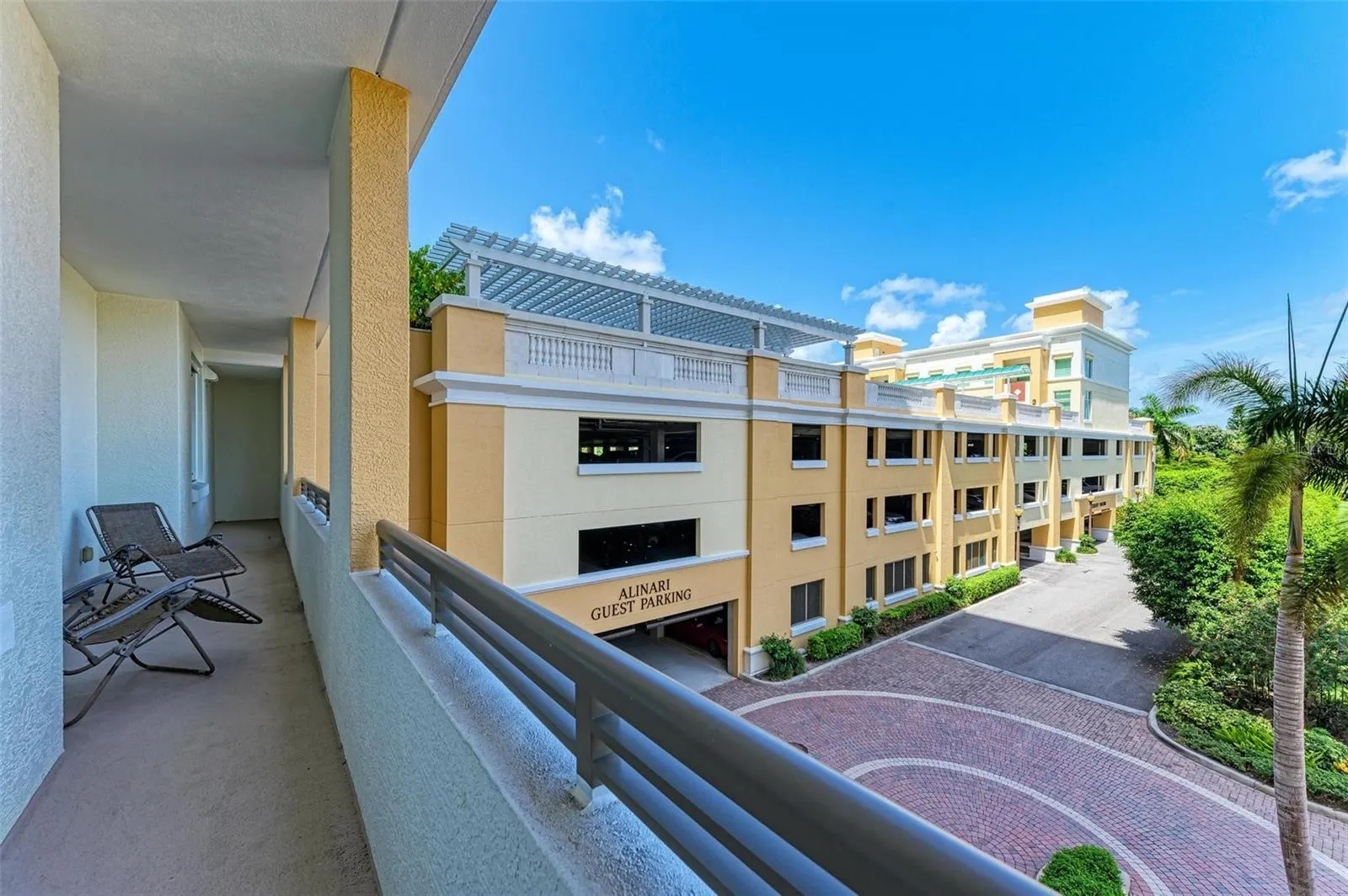 800 N TAMIAMI TRL #212, #212