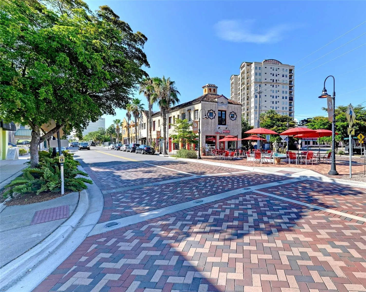 800 N TAMIAMI TRL #212, #212