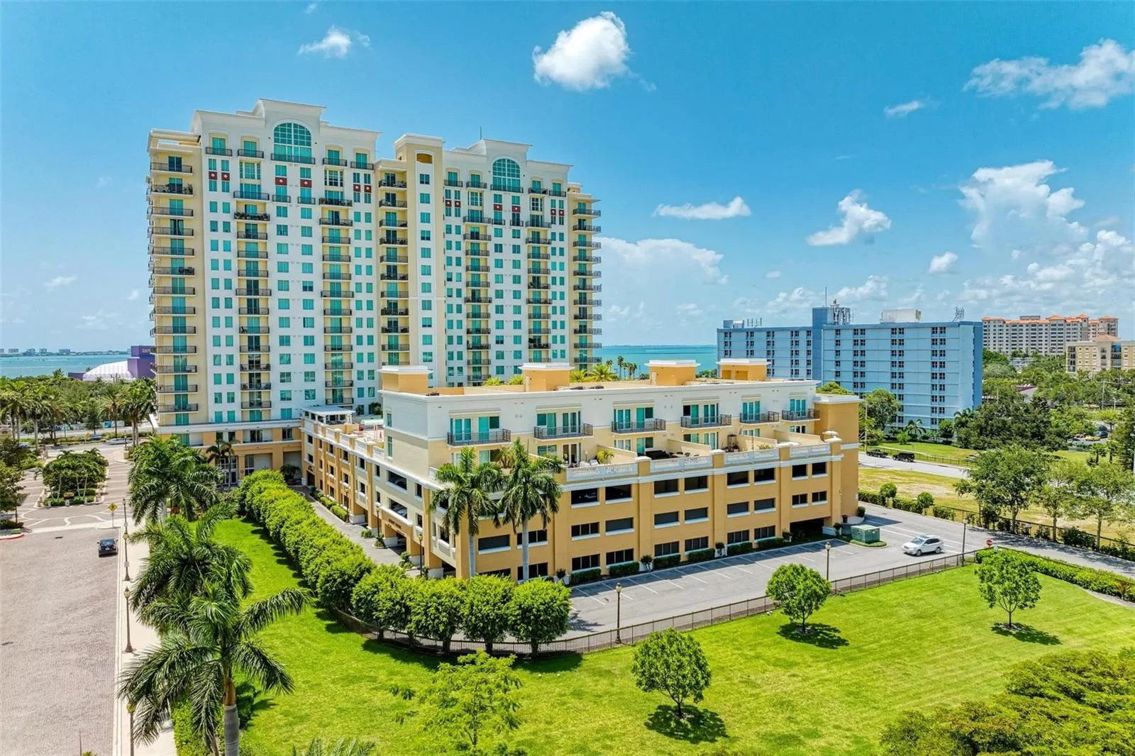 800 N TAMIAMI TRL #212, #212