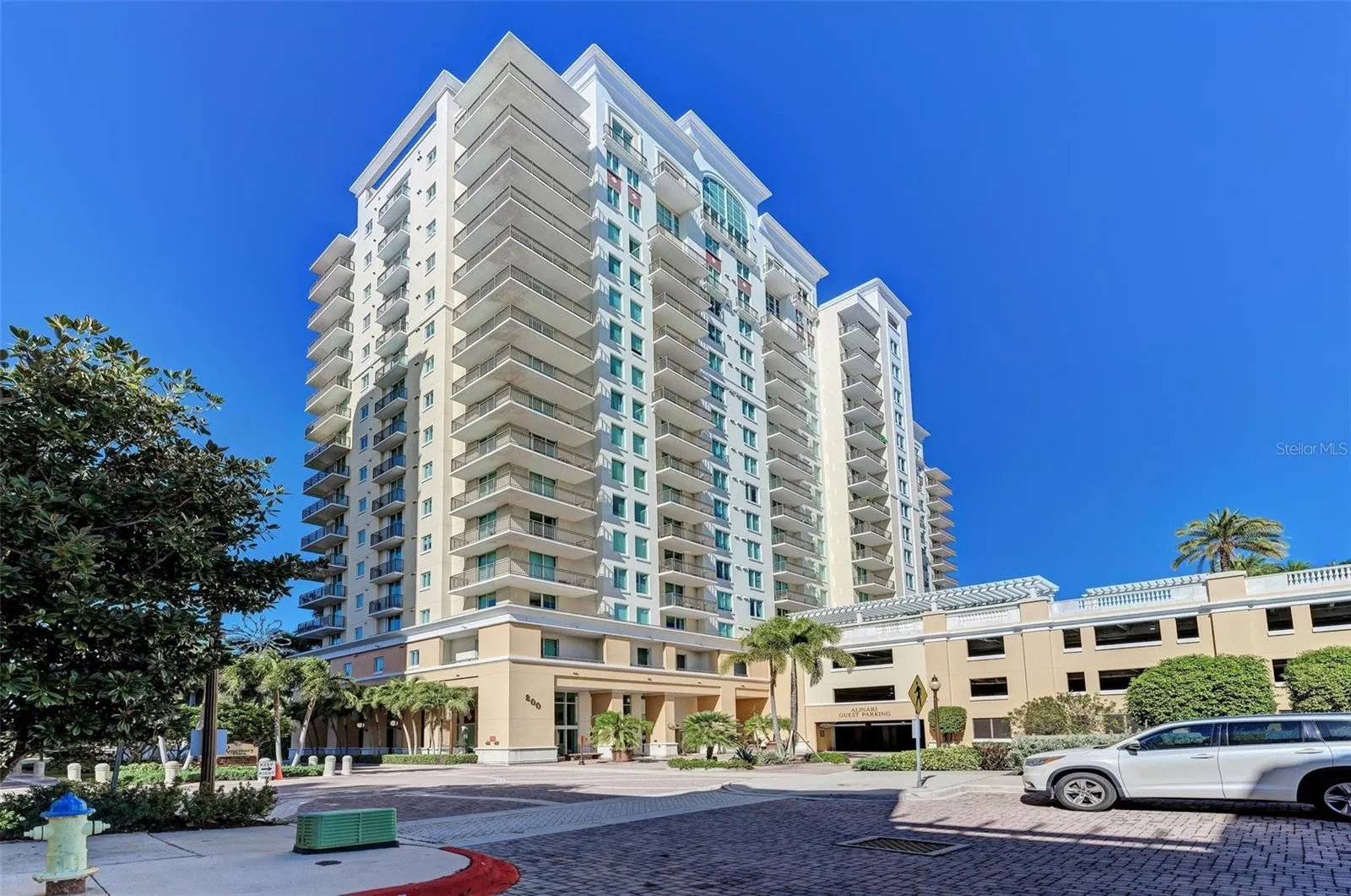 800 N TAMIAMI TRL #212, #212