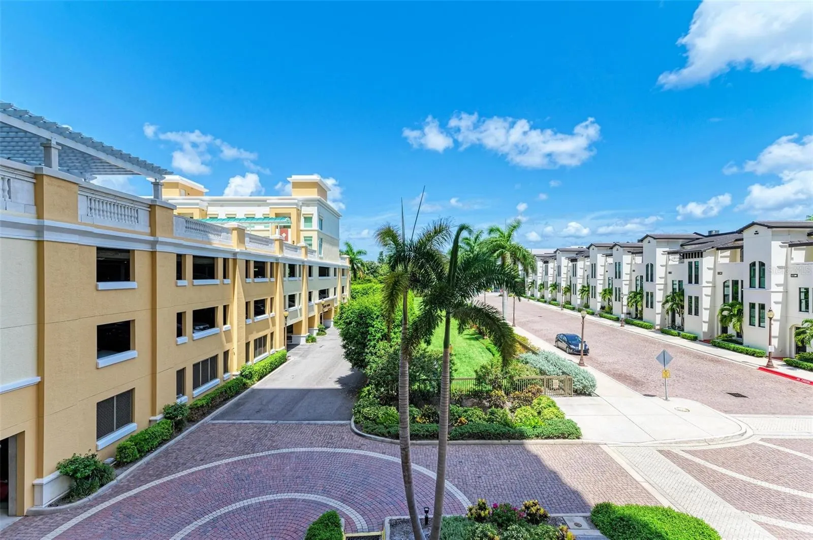 800 N TAMIAMI TRL #212, #212
