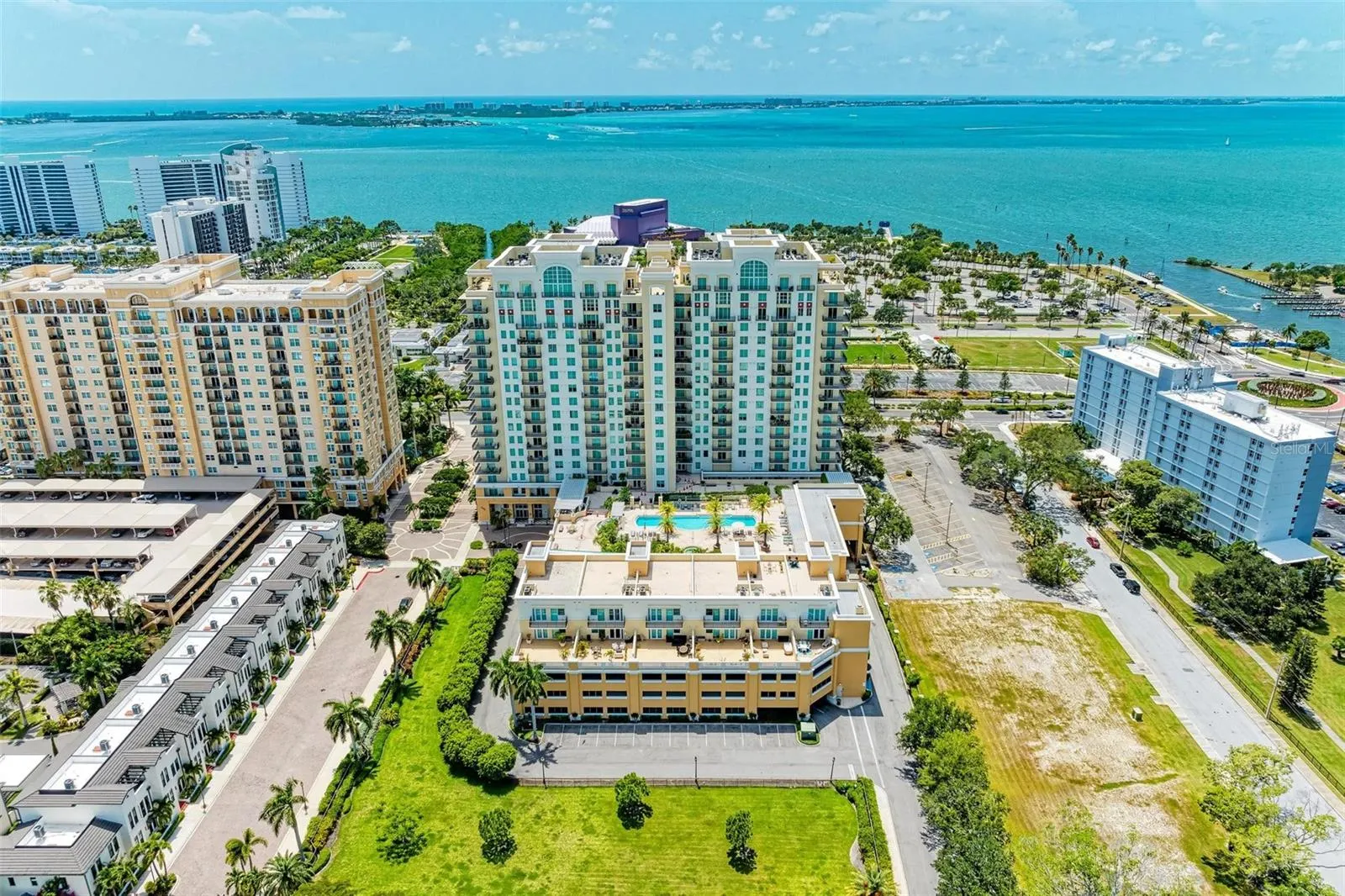 800 N TAMIAMI TRL #212, #212