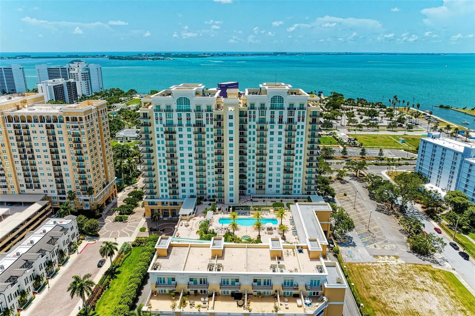 800 N TAMIAMI TRL #212, #212
