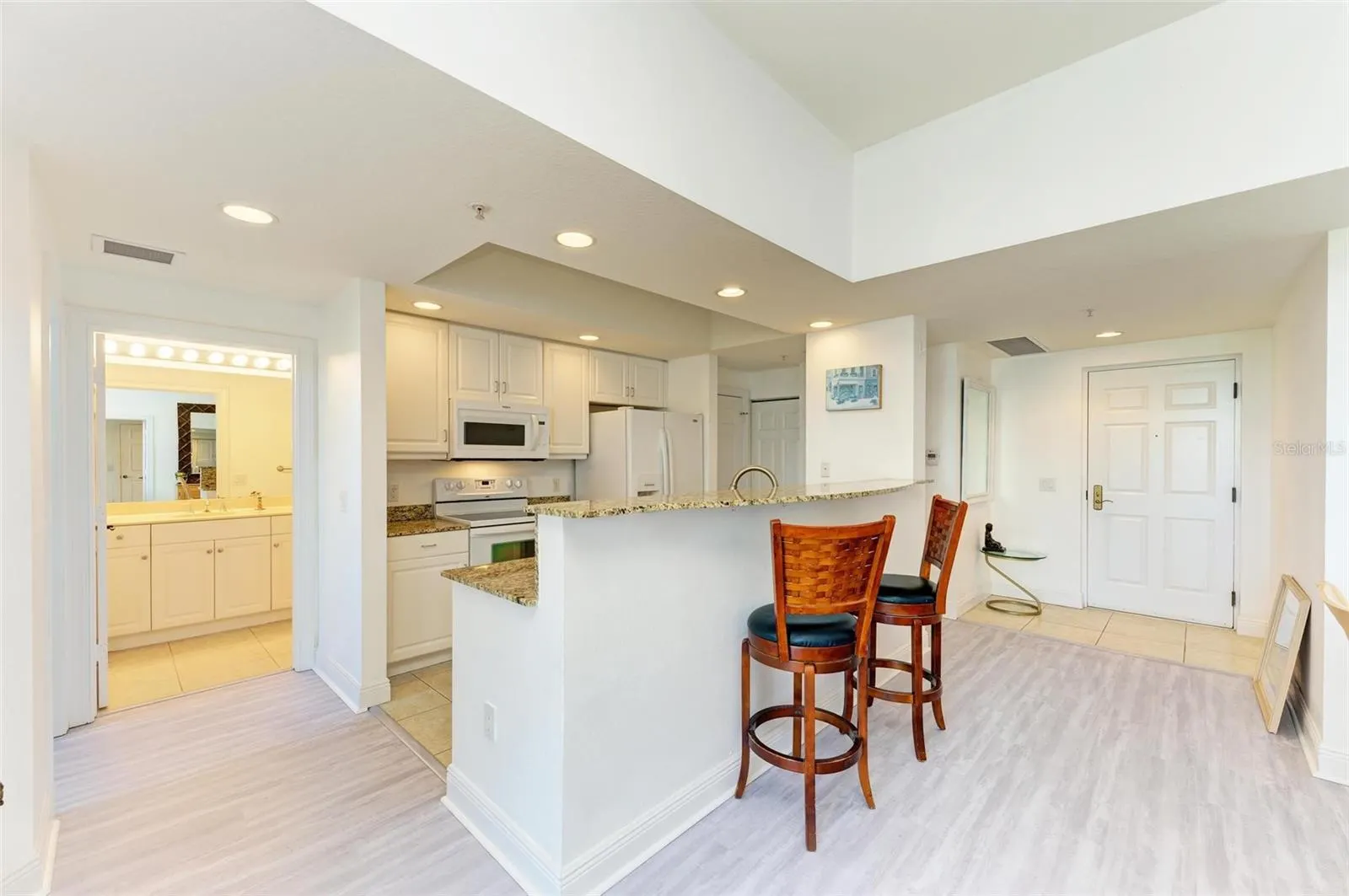 800 N TAMIAMI TRL #212, #212