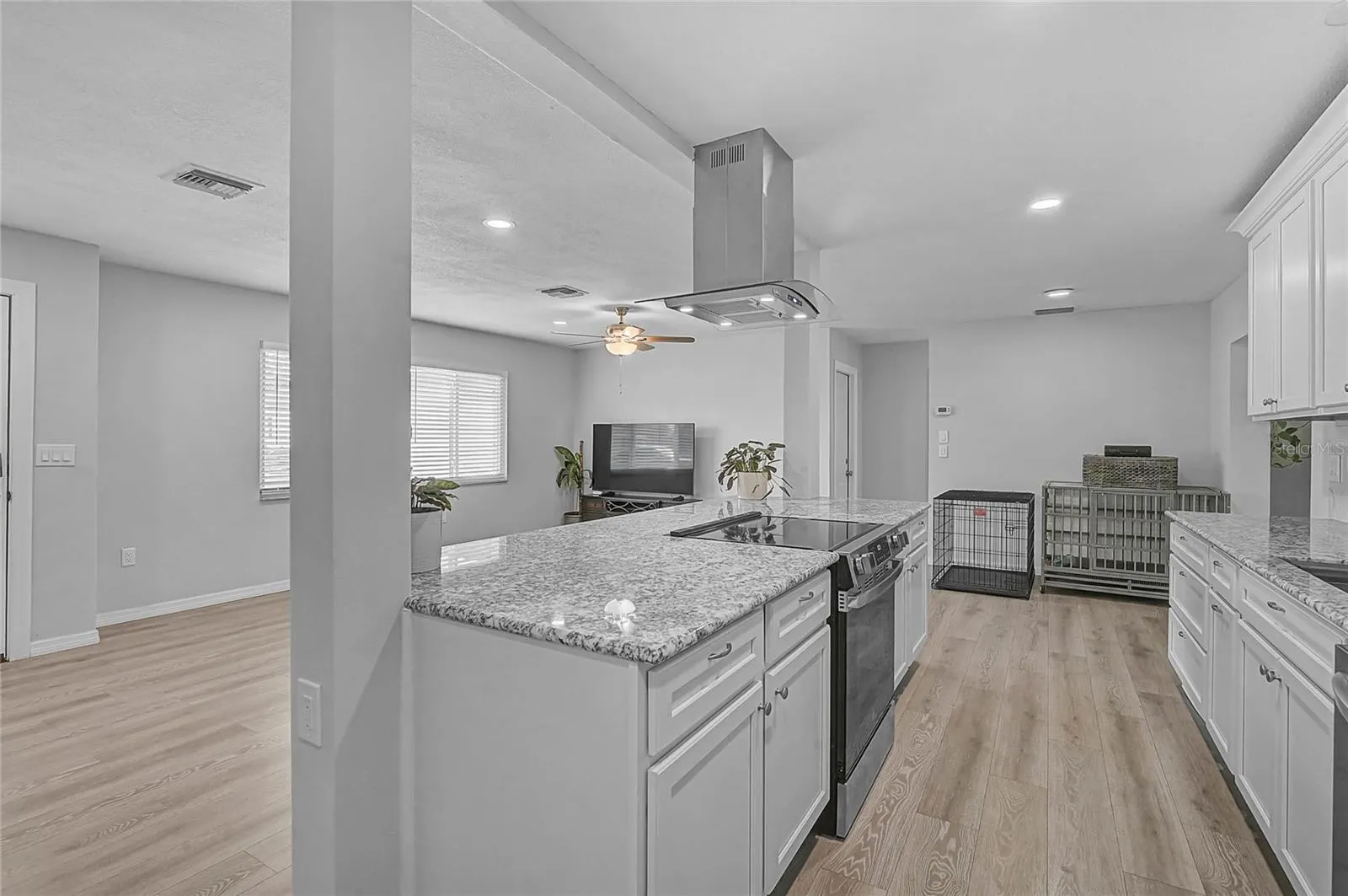 890 PONDEROSA RD