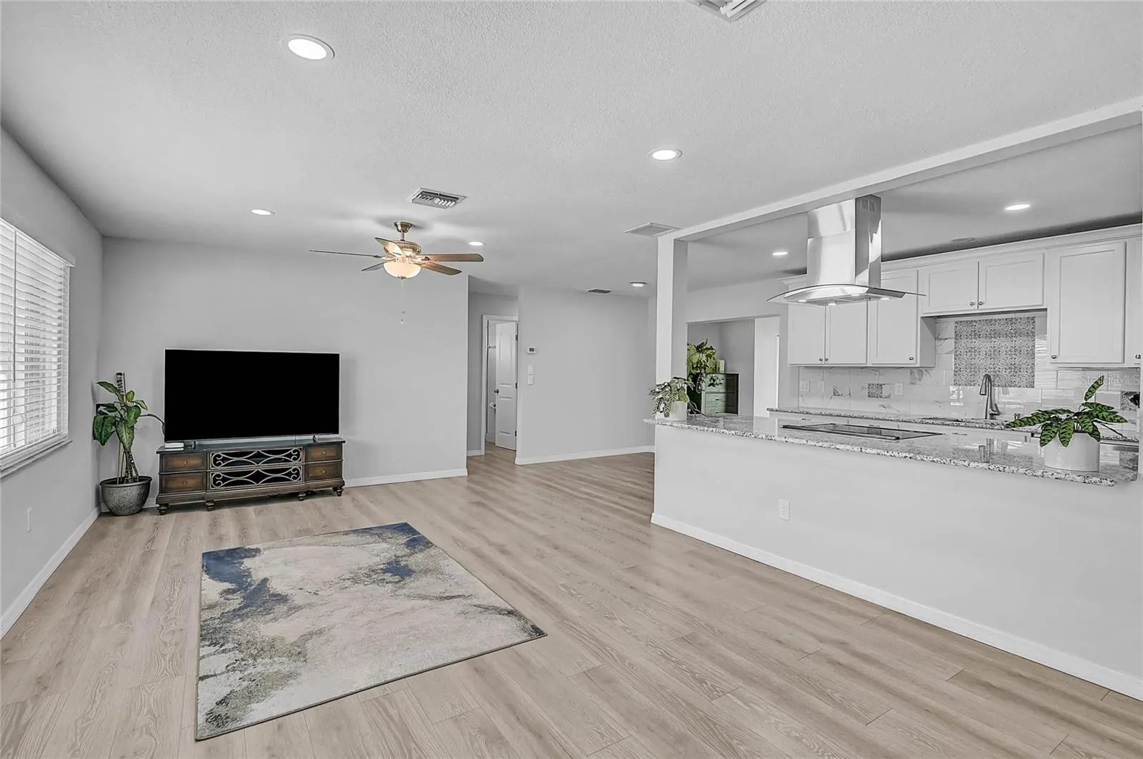 890 PONDEROSA RD