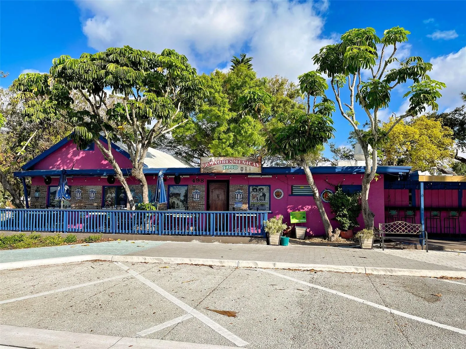 55 WARREN AVE