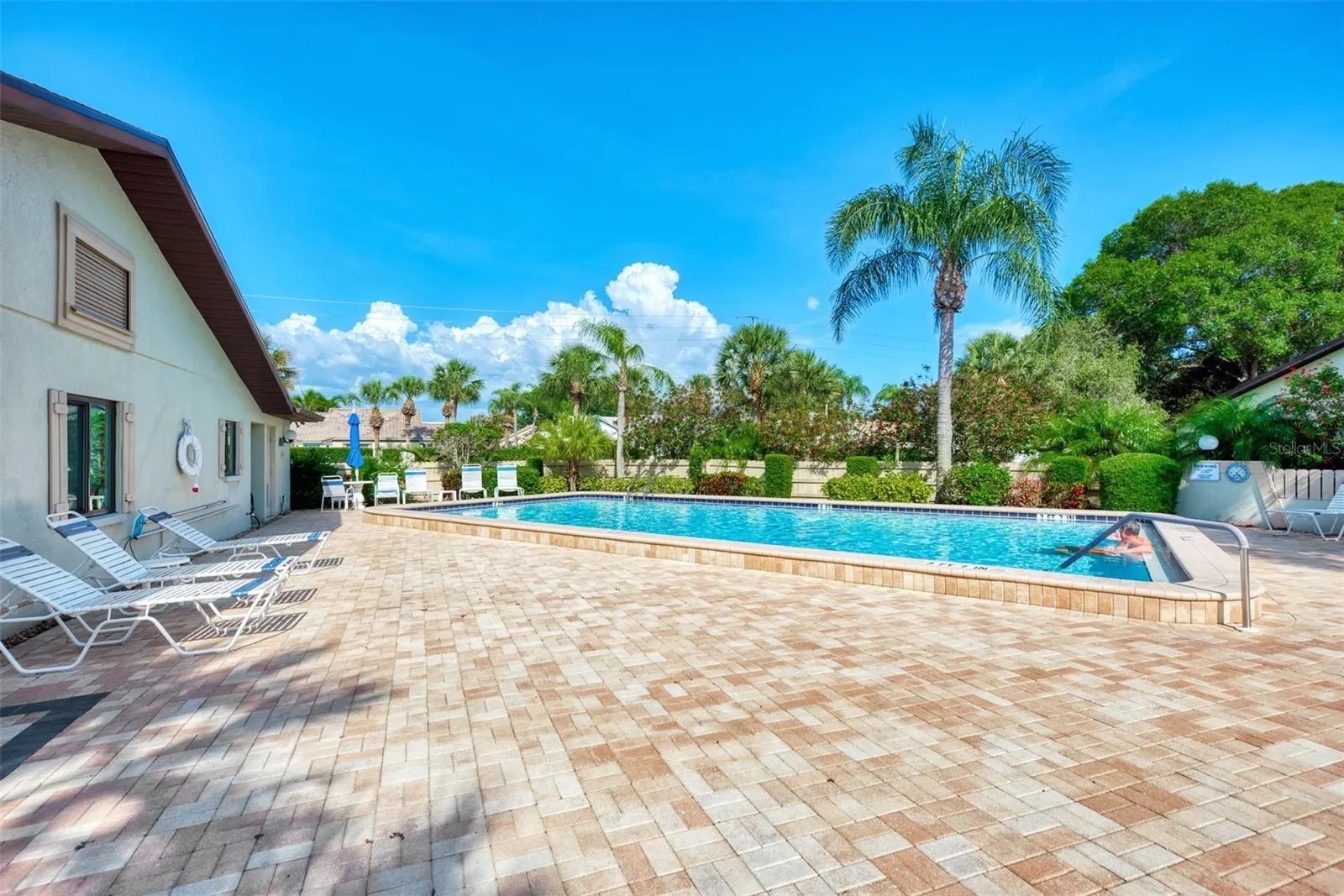 1211 CAPRI ISLES BLVD #92, #92