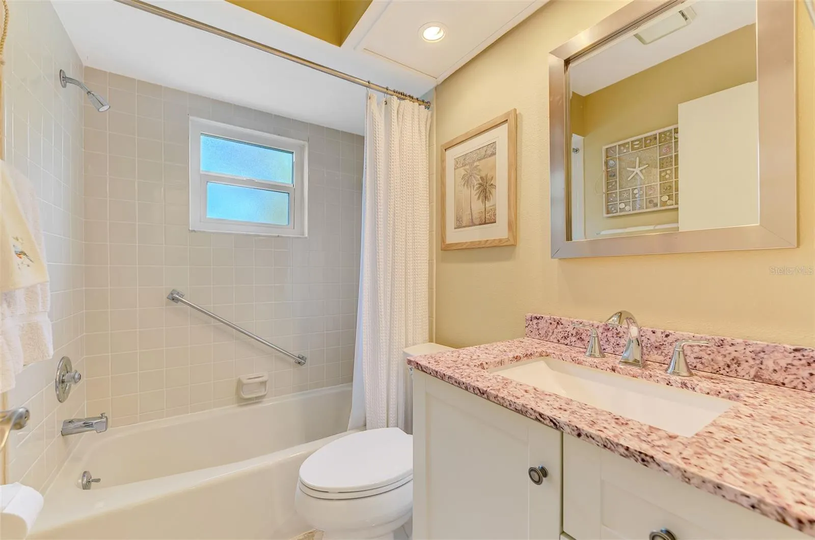 1211 CAPRI ISLES BLVD #92, #92