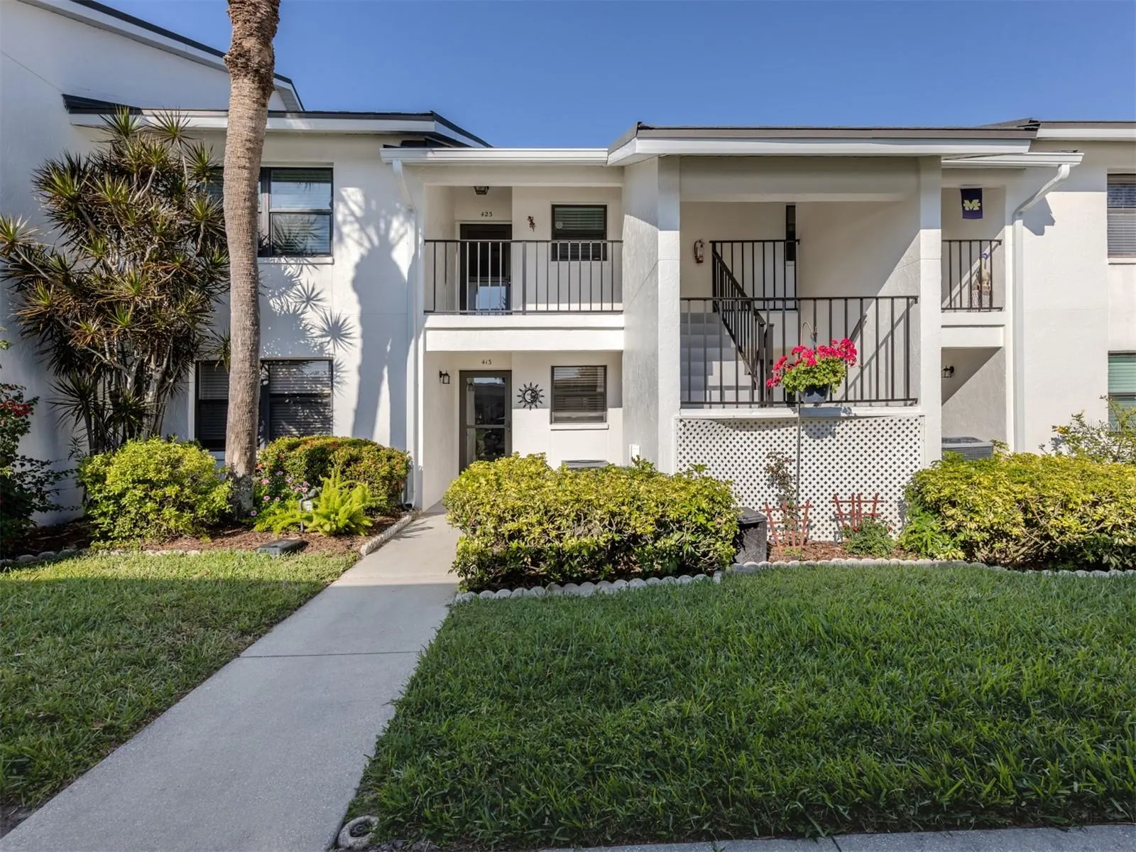 1100 CAPRI ISLES BLVD #423, #423