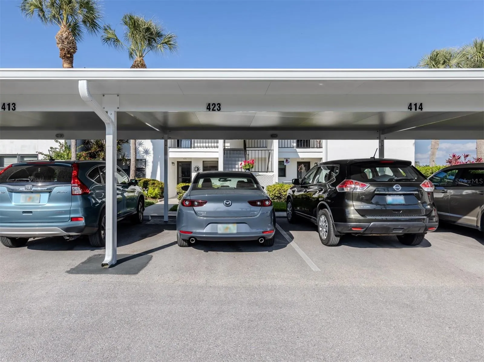 1100 CAPRI ISLES BLVD #423, #423