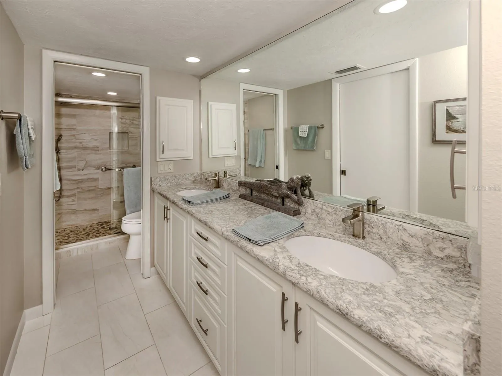 1100 CAPRI ISLES BLVD #423, #423