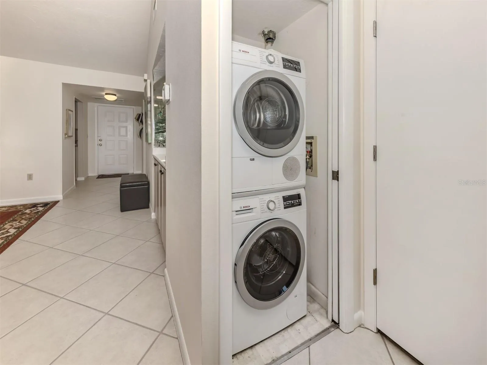1100 CAPRI ISLES BLVD #423, #423