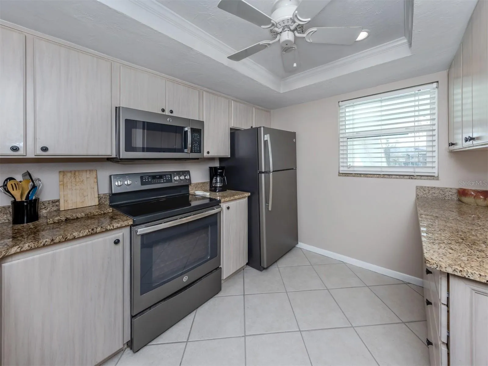 1100 CAPRI ISLES BLVD #423, #423