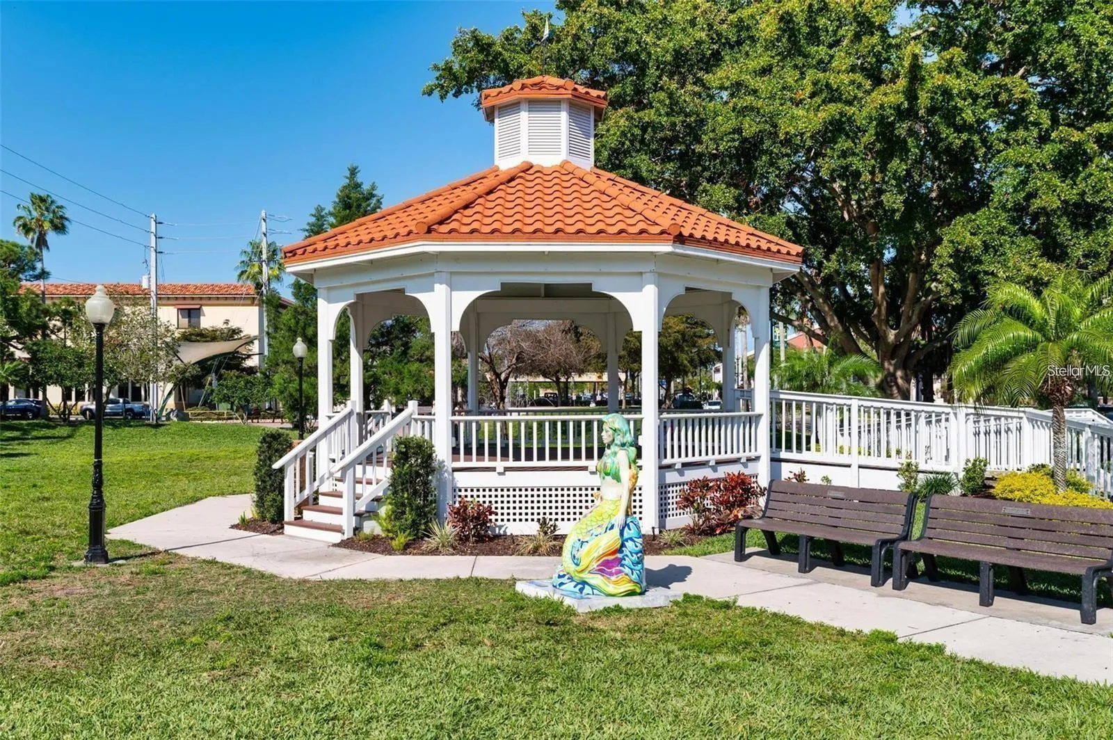 5517 SENTIERO DR