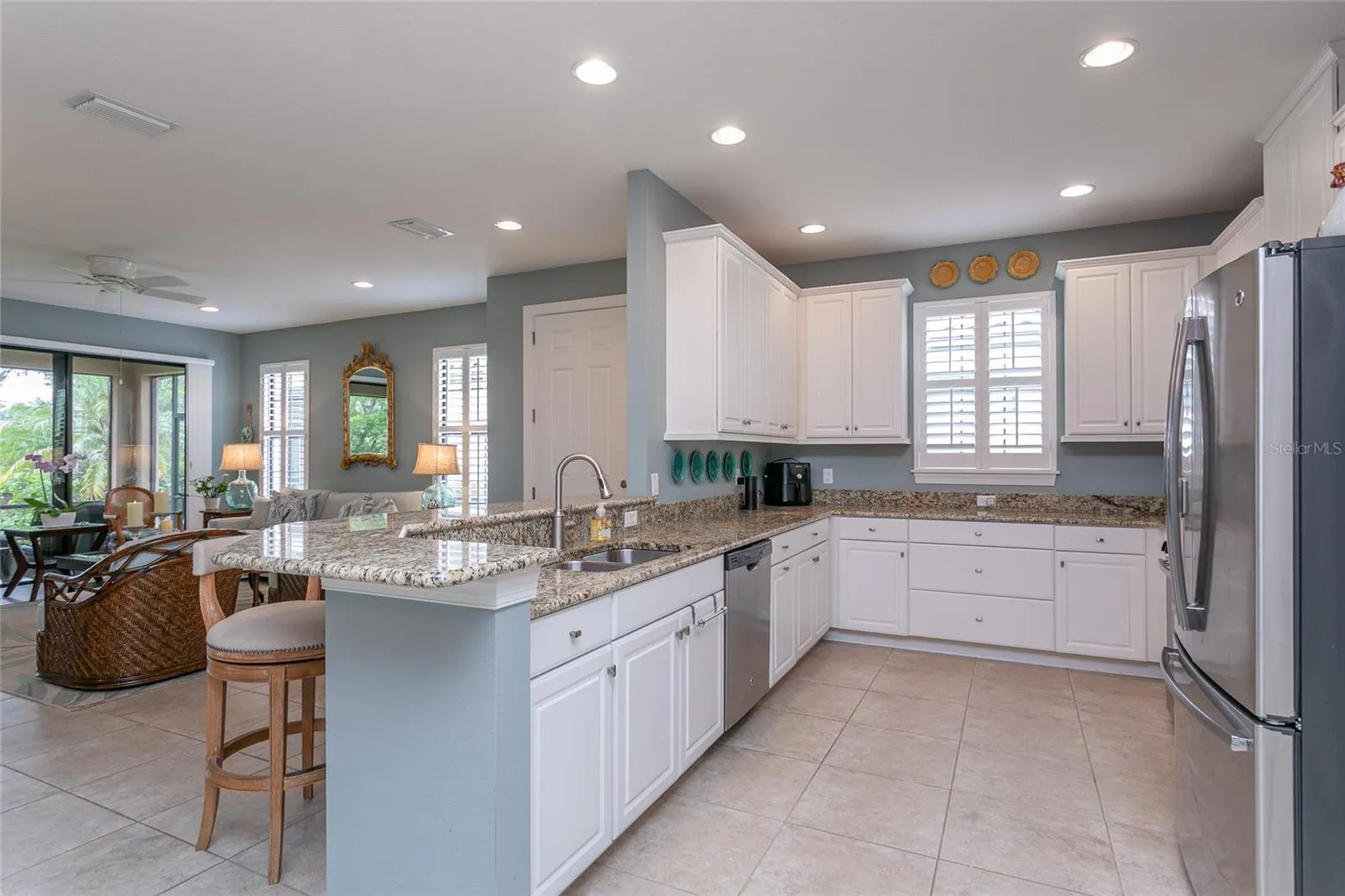 5517 SENTIERO DR