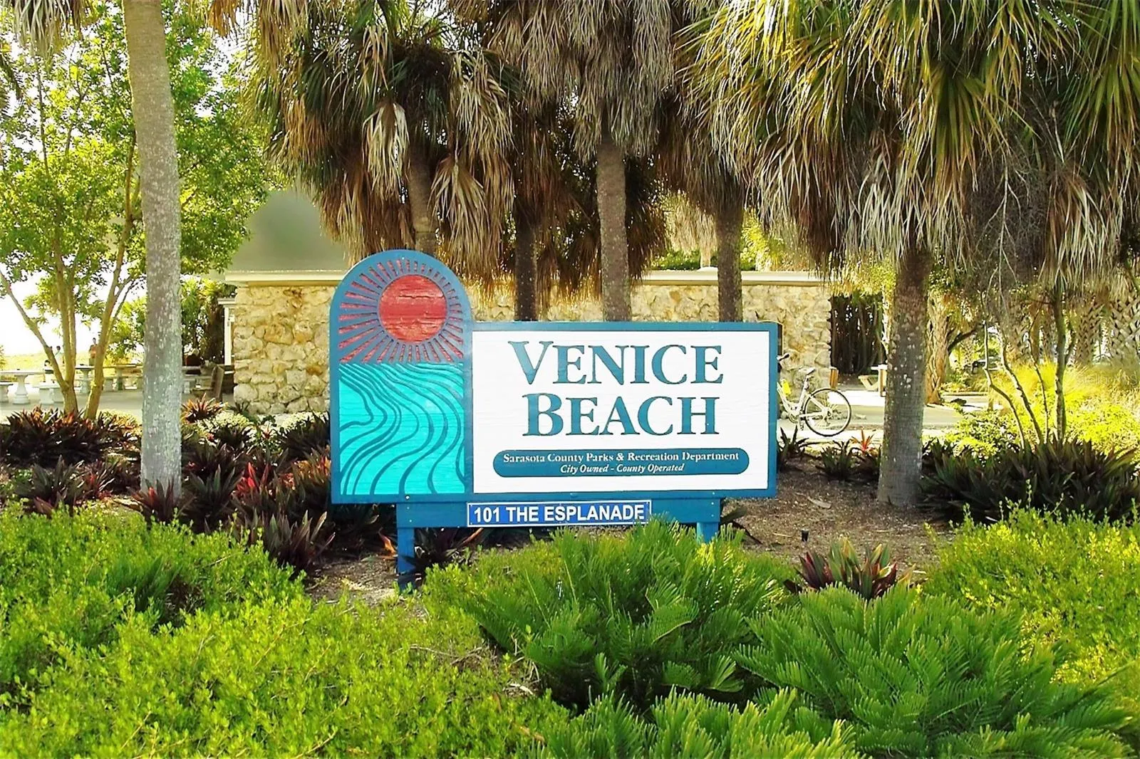 1209 BERKSHIRE CIR