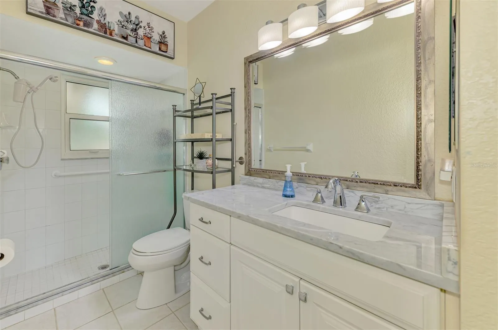 1209 BERKSHIRE CIR