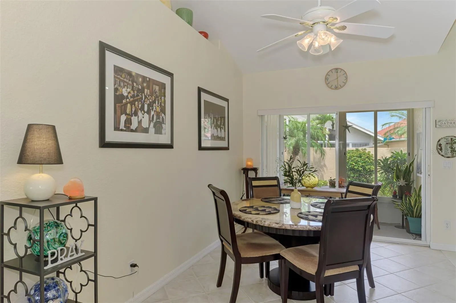 1209 BERKSHIRE CIR