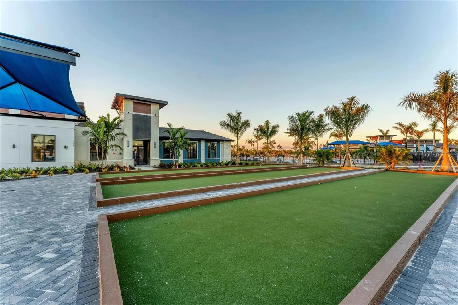 12557 GALAPAGOS CT