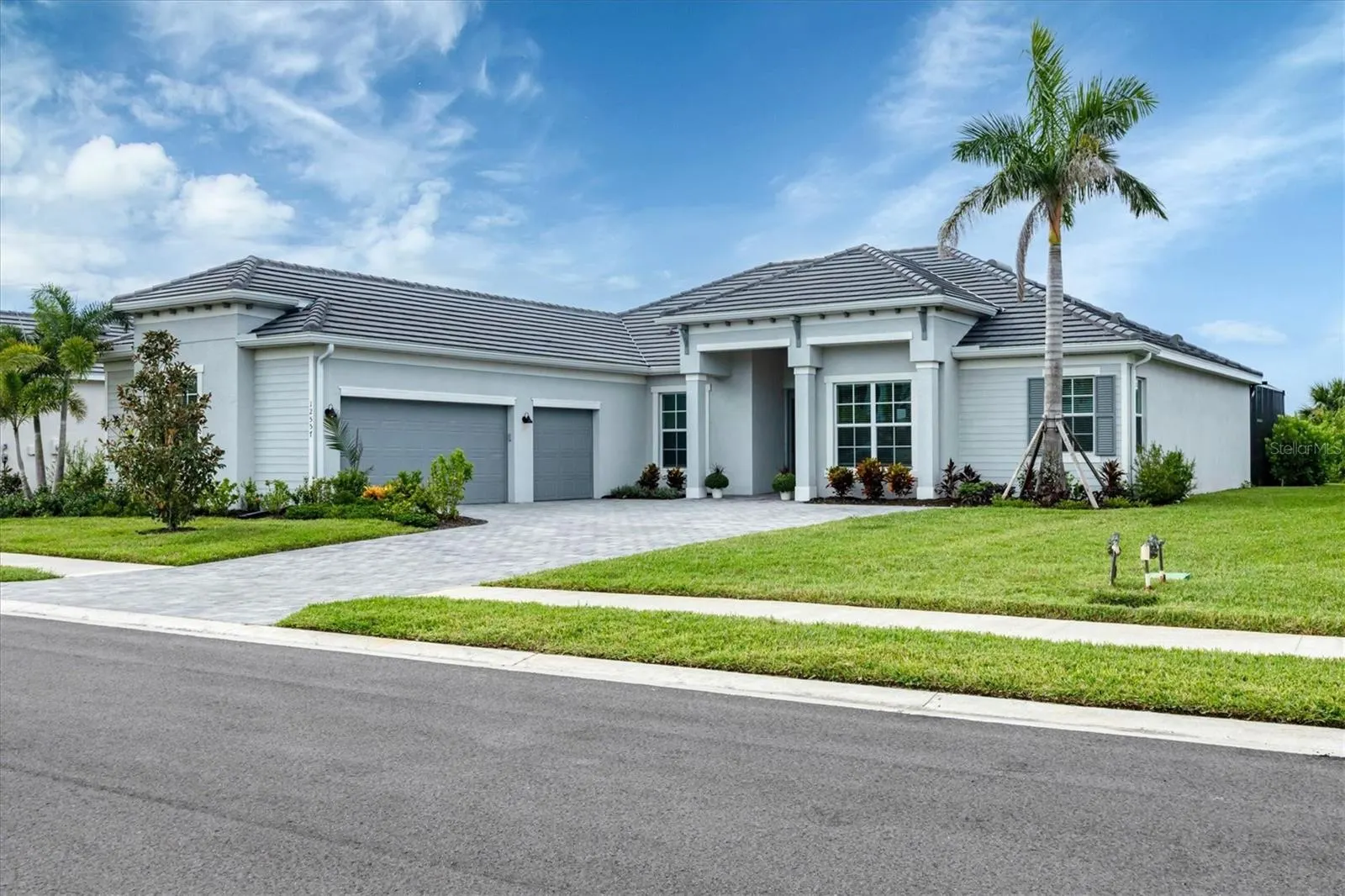 12557 GALAPAGOS CT