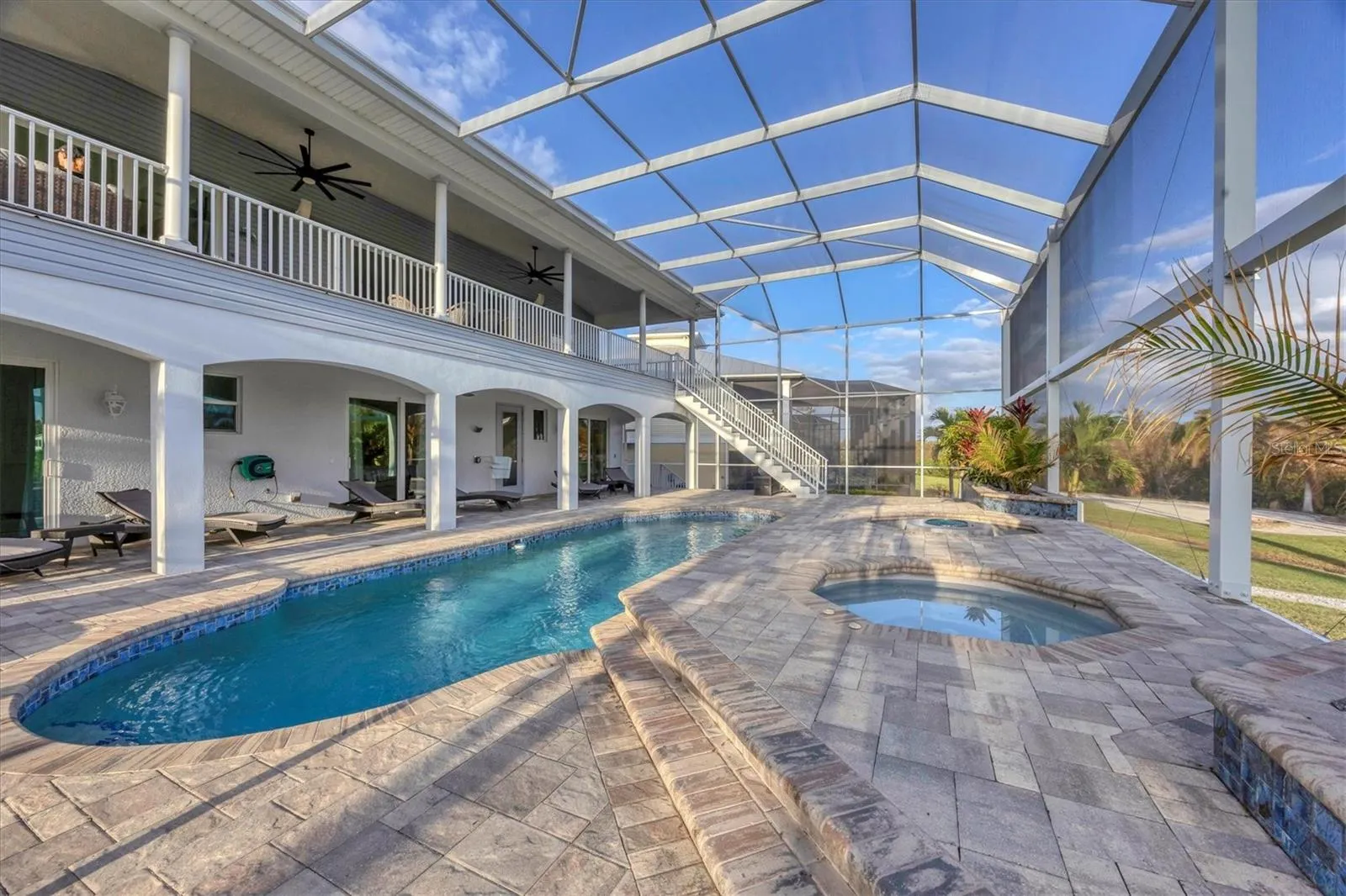 8057 WEYERS CT
