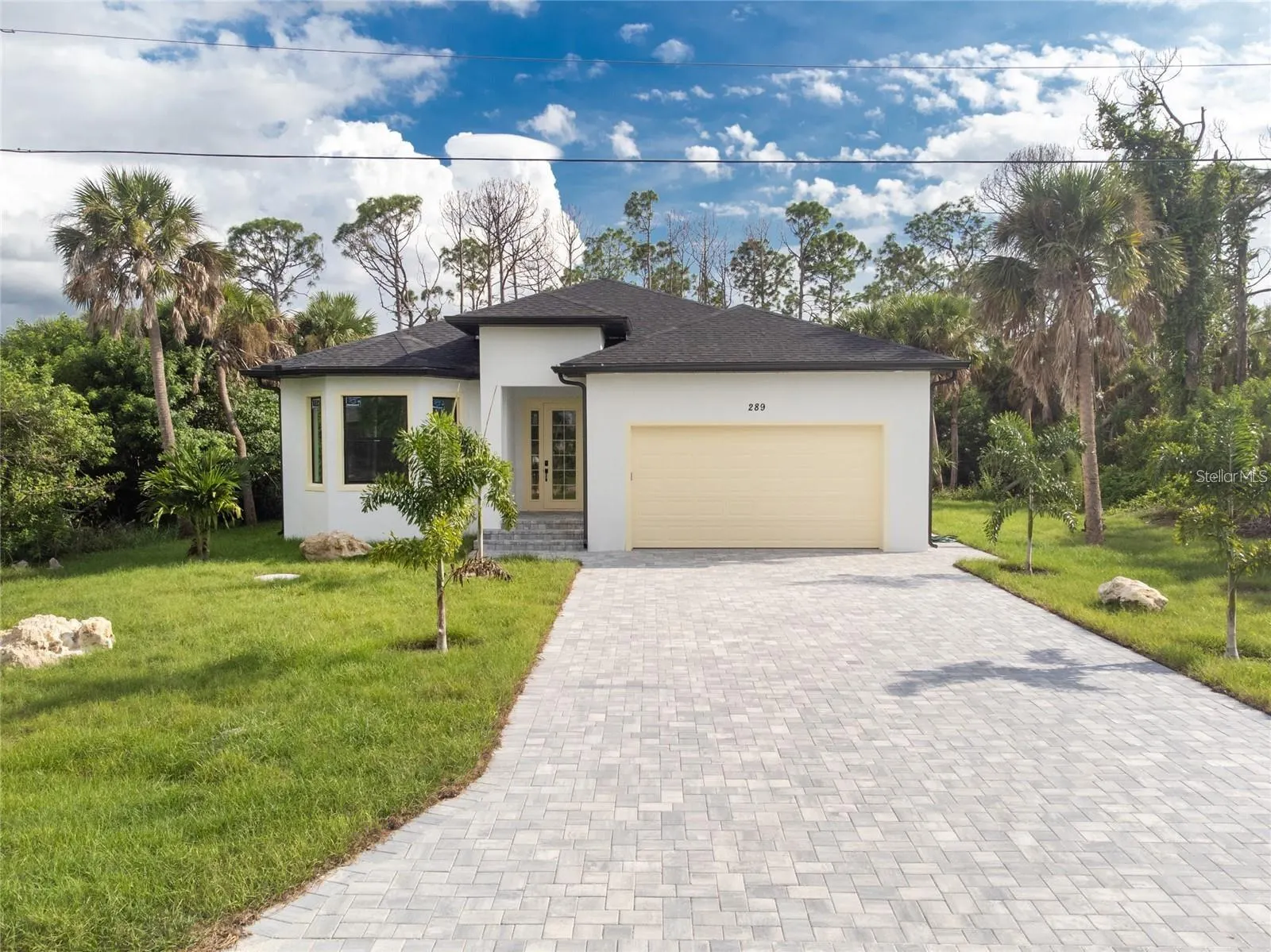 289 ALBATROSS RD