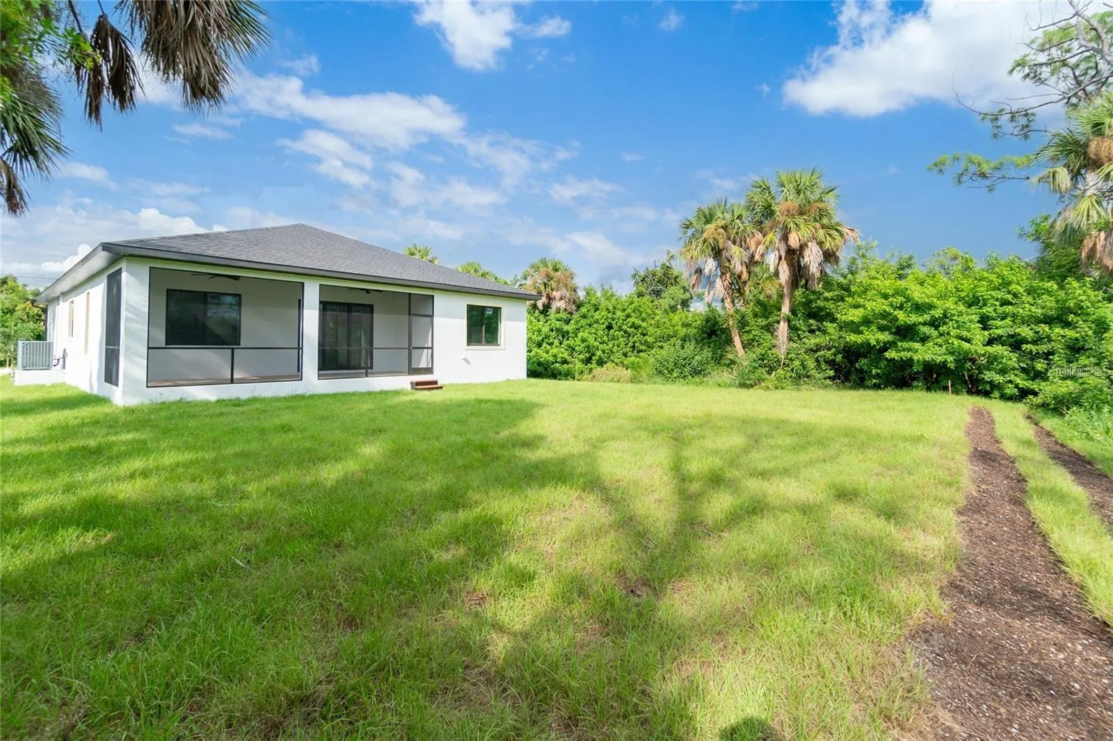 289 ALBATROSS RD