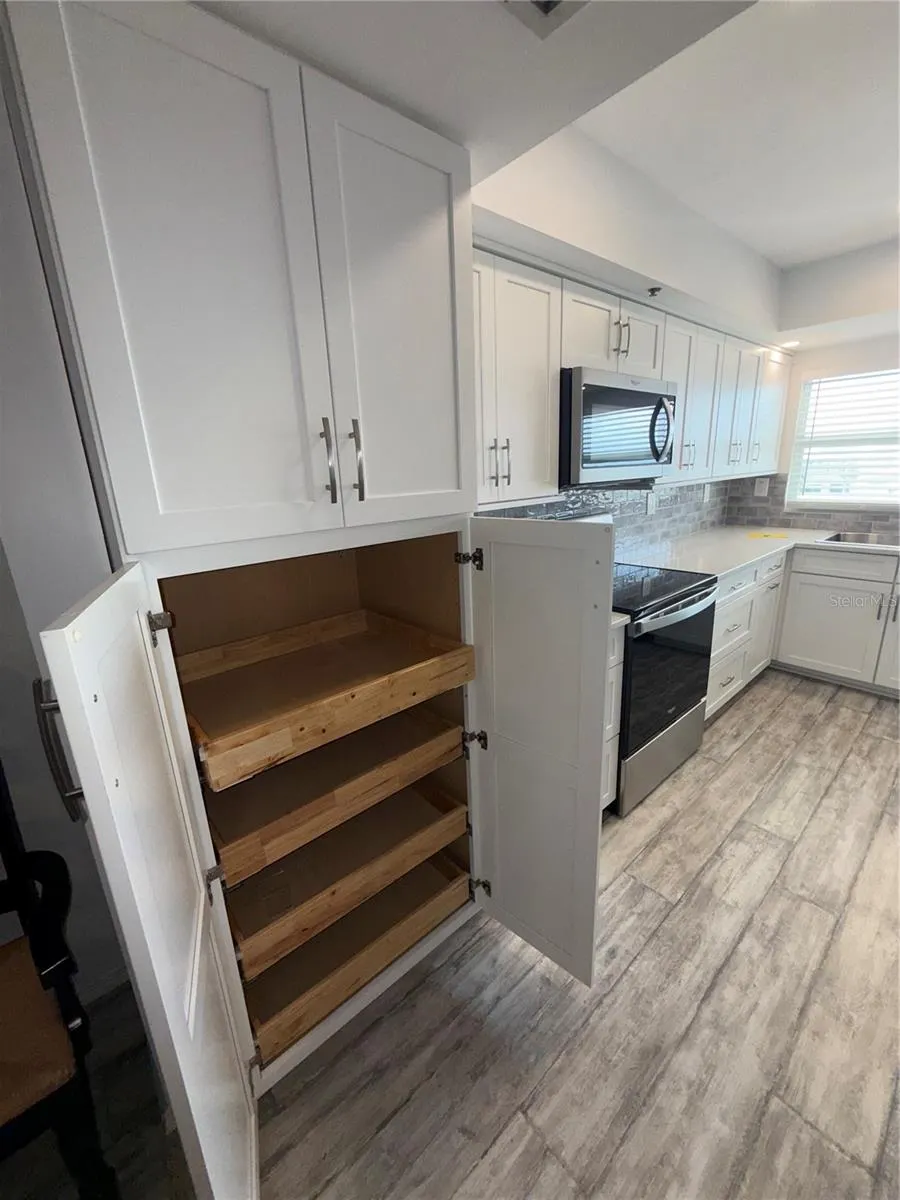 1480 GULF BLVD #304, #304