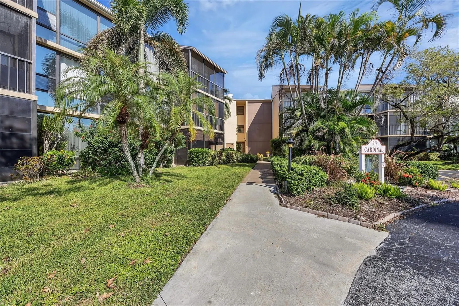 612 BIRD BAY DR S #118, #118